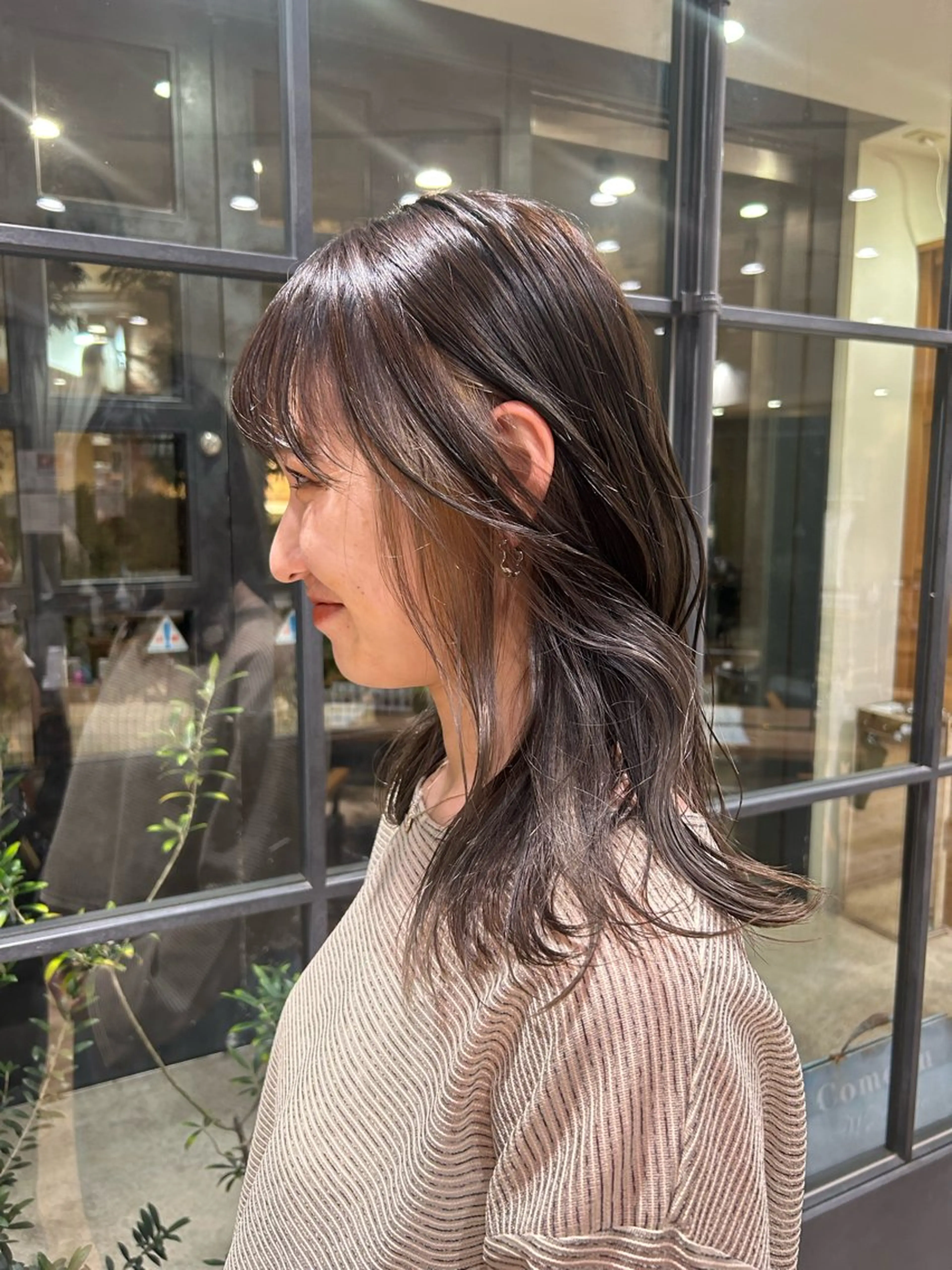 ミディアム カラー グレージュ ボブレイヤー/ ブリーチ/miyuuのヘアスタイル