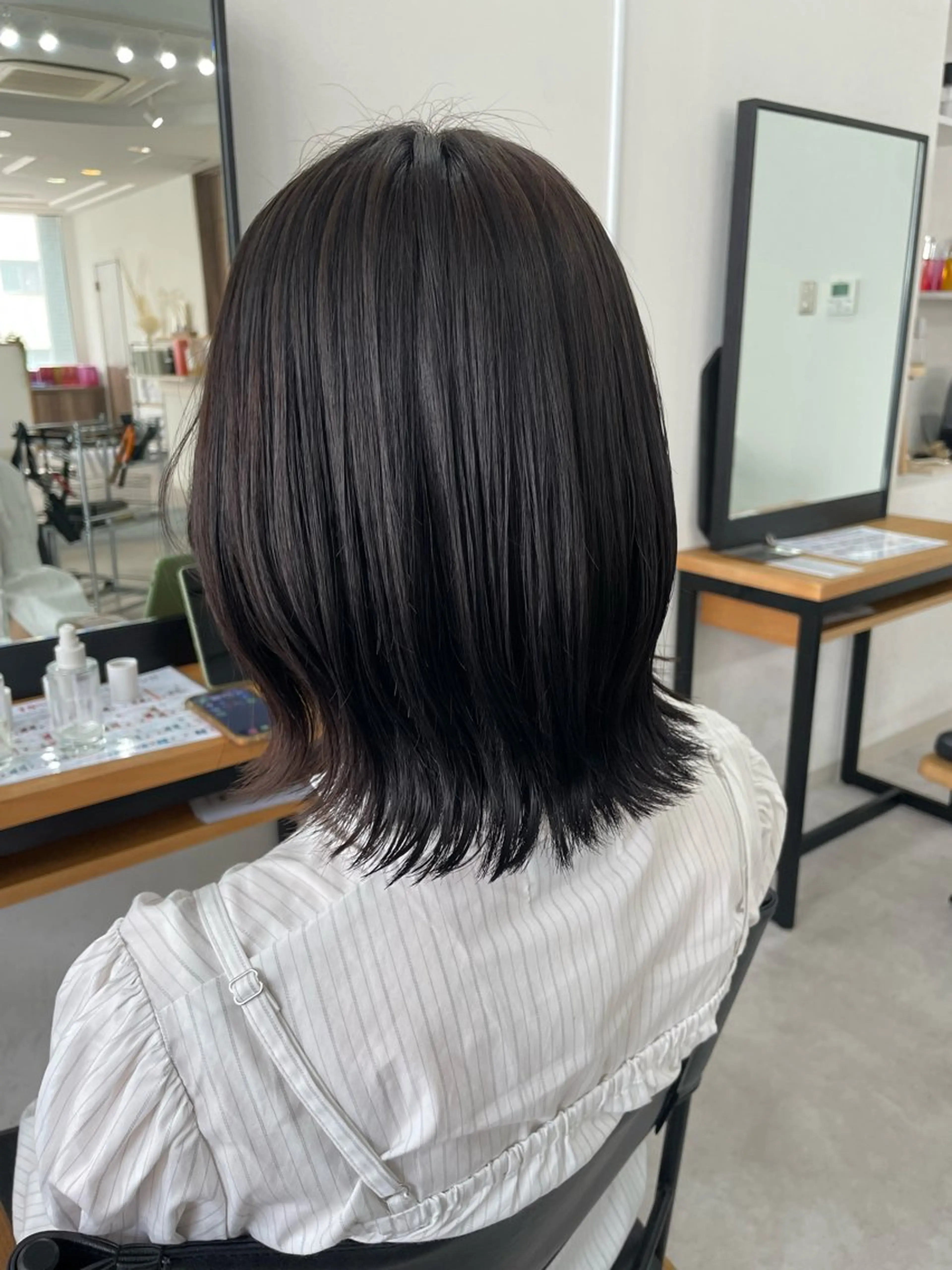 ミディアム ボブ カット トリートメント ヘッドスパ Mina/岡山/矯正 ブリーチ/レイヤーのヘアスタイル