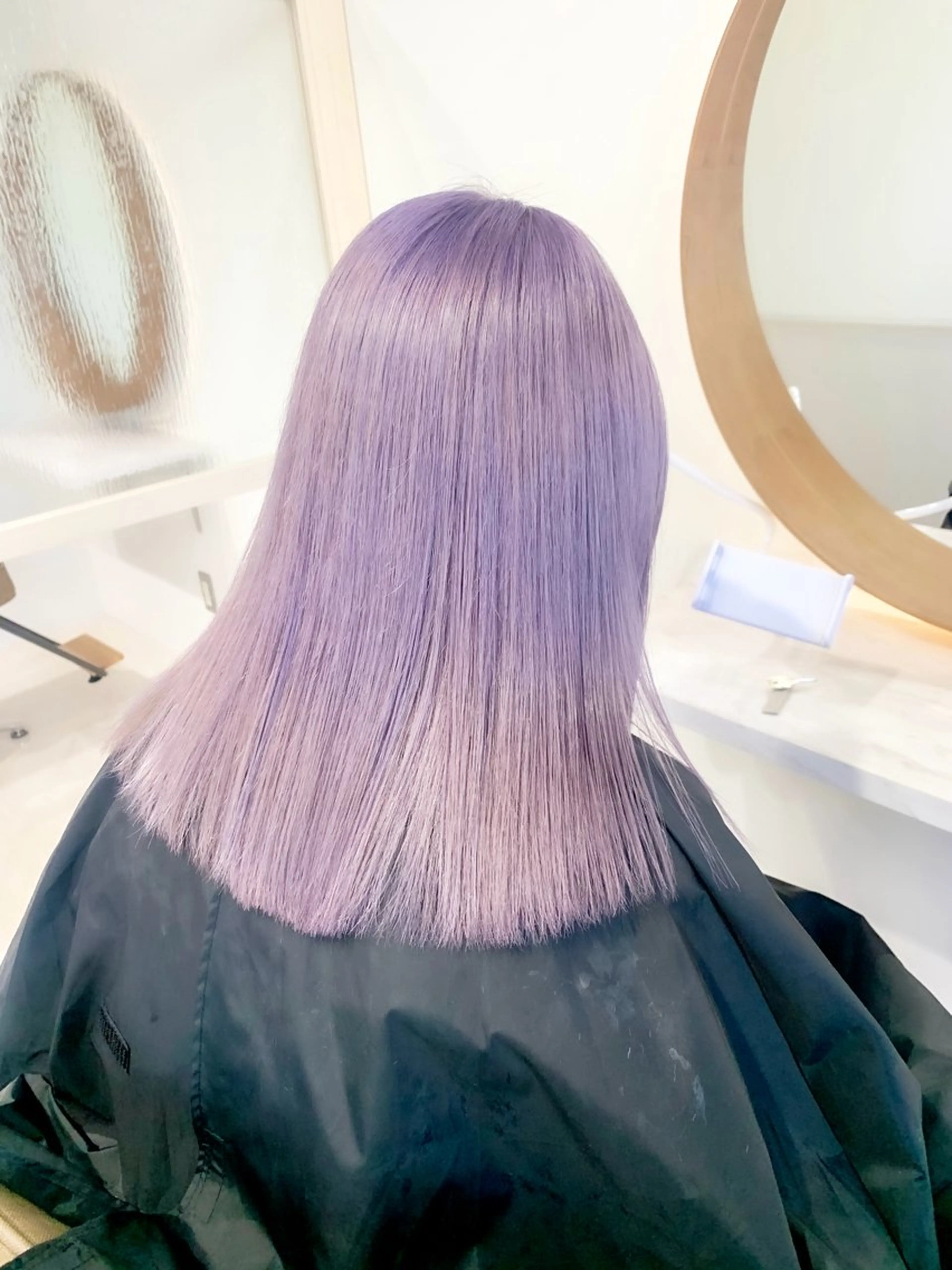 カラー ラベンダーカラー ヘアカラー 瀬戸 杏珠のヘアスタイル