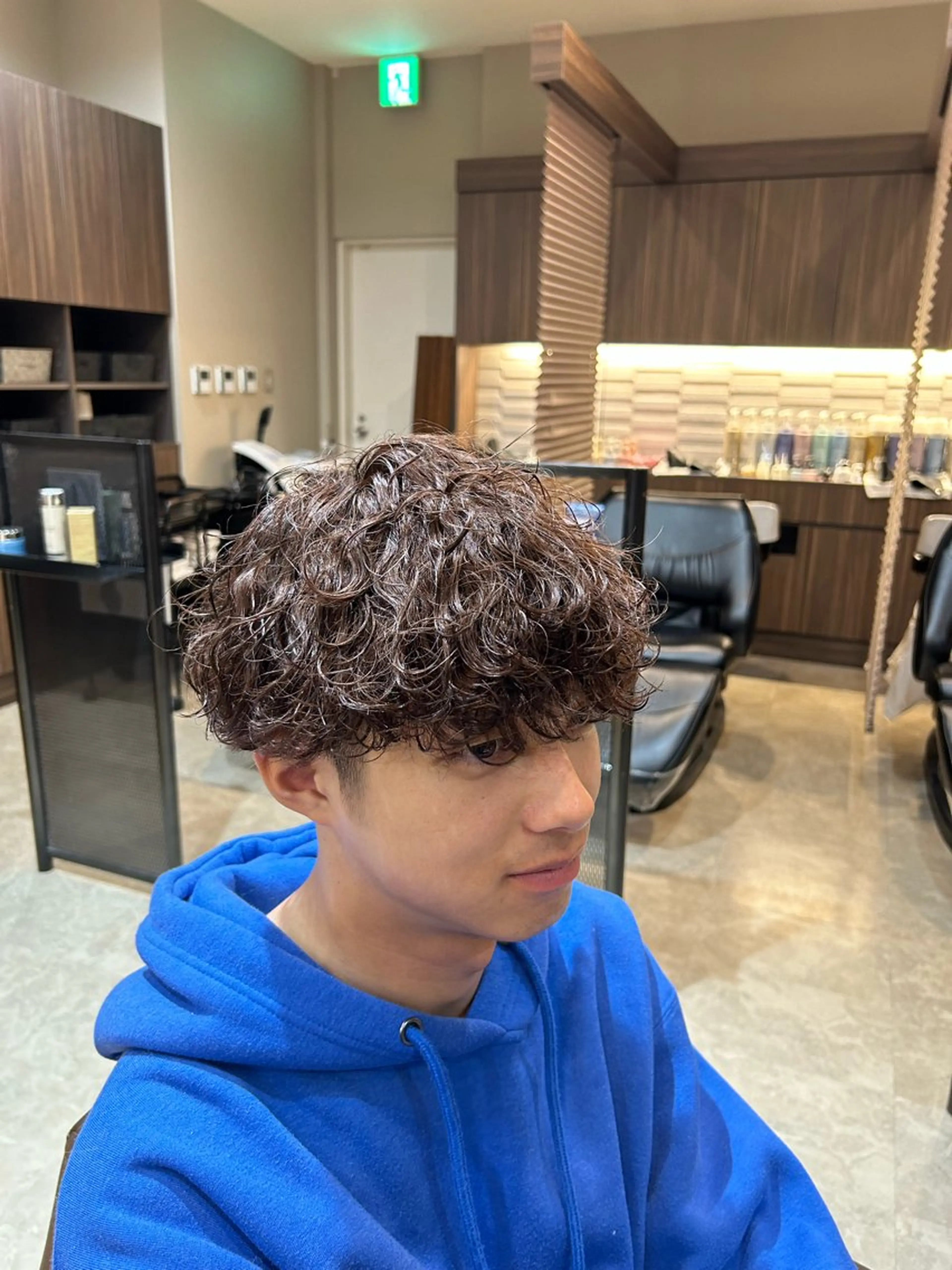 パーマ メンズ 荒木 啓吾のヘアスタイル