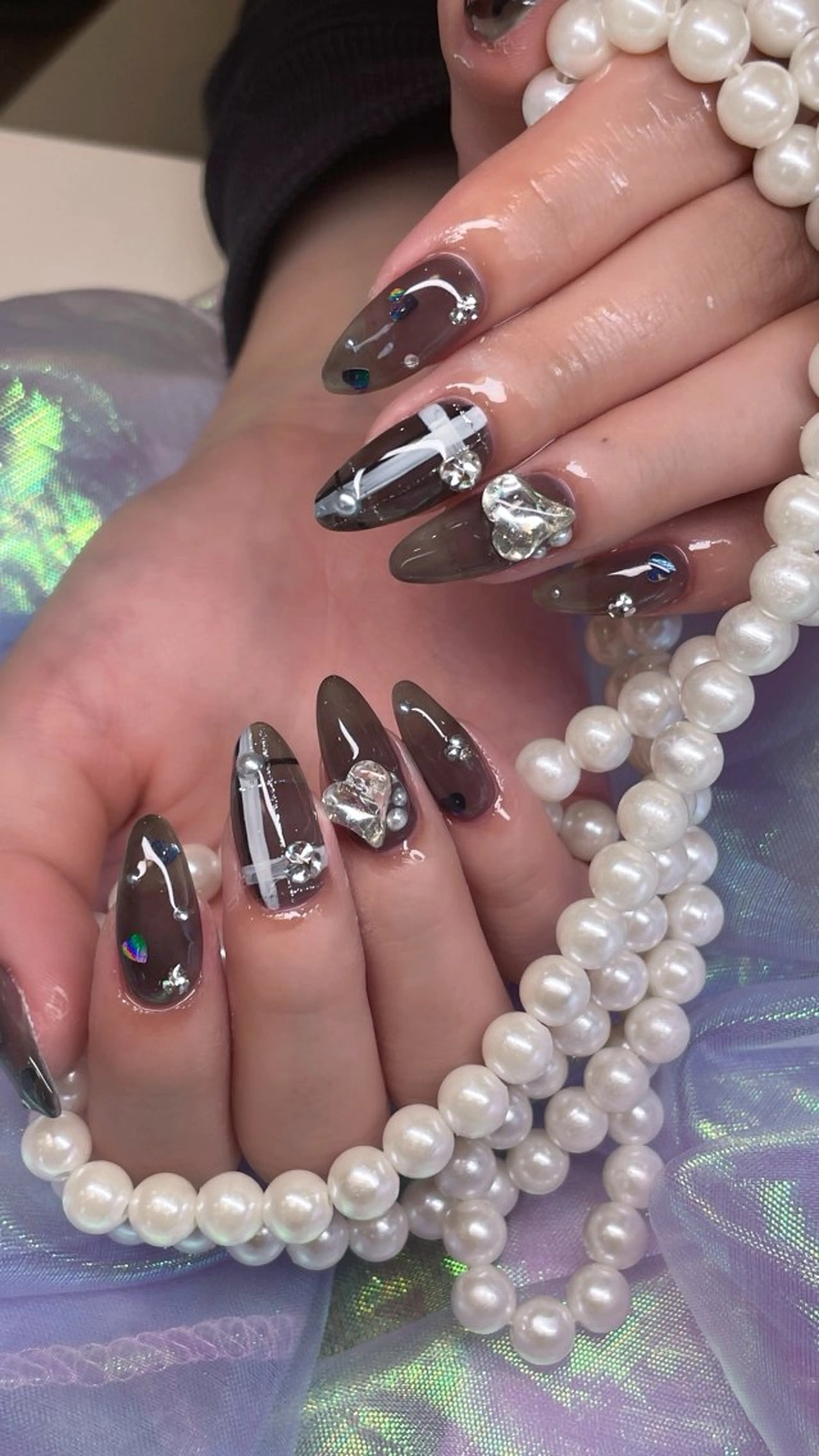 ネイル 長さ出し フットネイル フレンチネイル ジェルネイル ガラスフレンチ ハンドネイル ハンドケア More Glam渋谷店のネイルデザイン