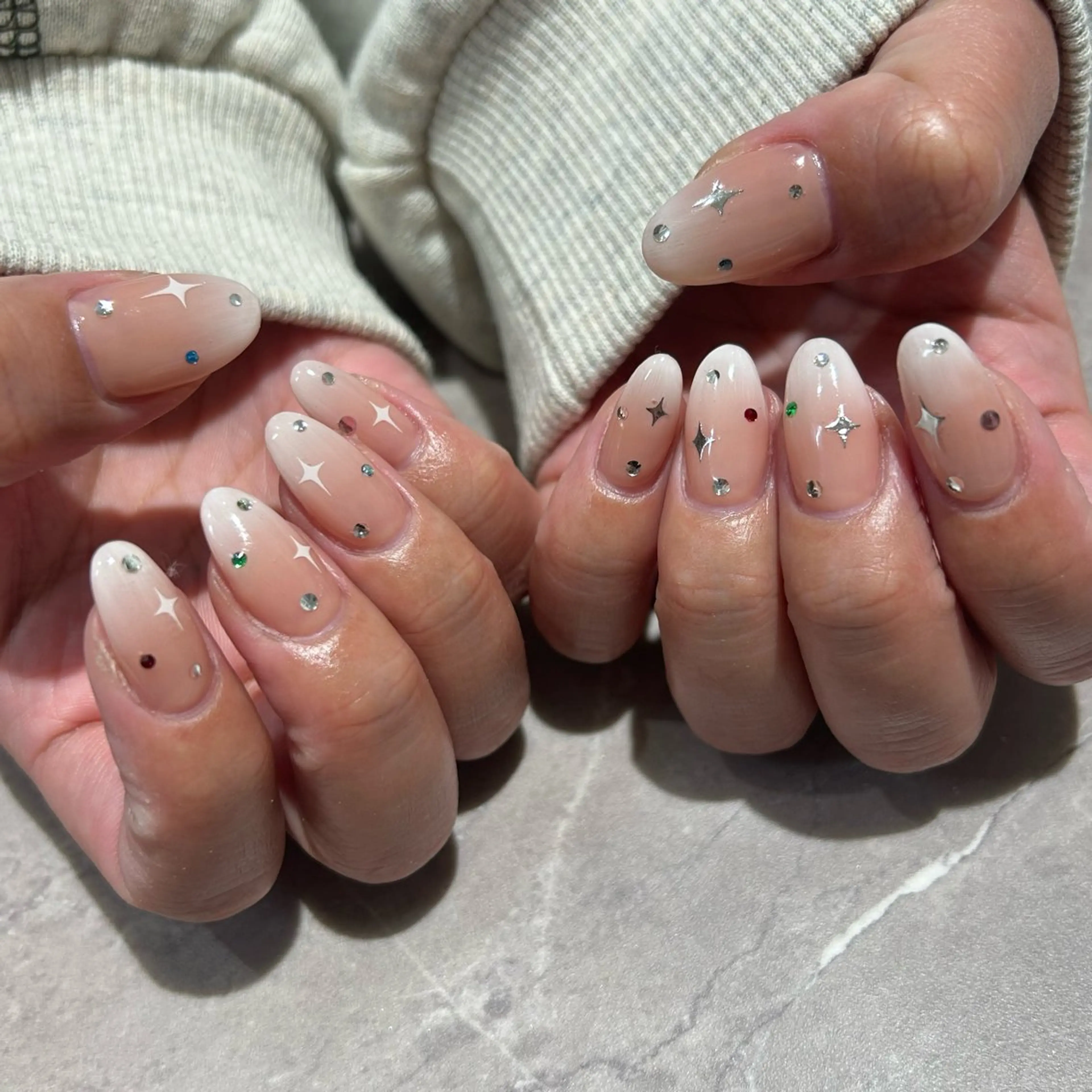 ネイル グラデーション Lulea nailのネイルデザイン