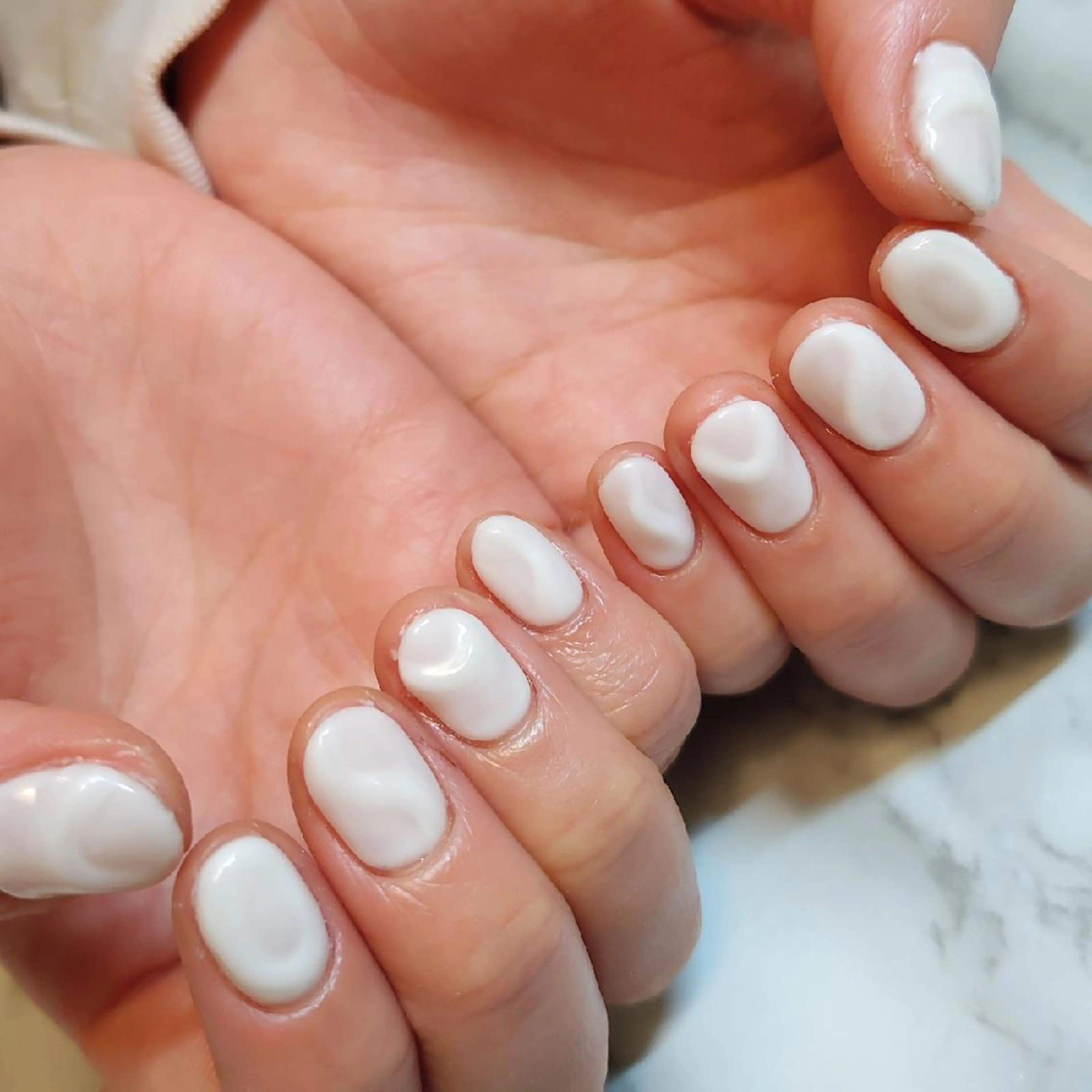 ネイル ジェヌインネイル 河内のネイルデザイン