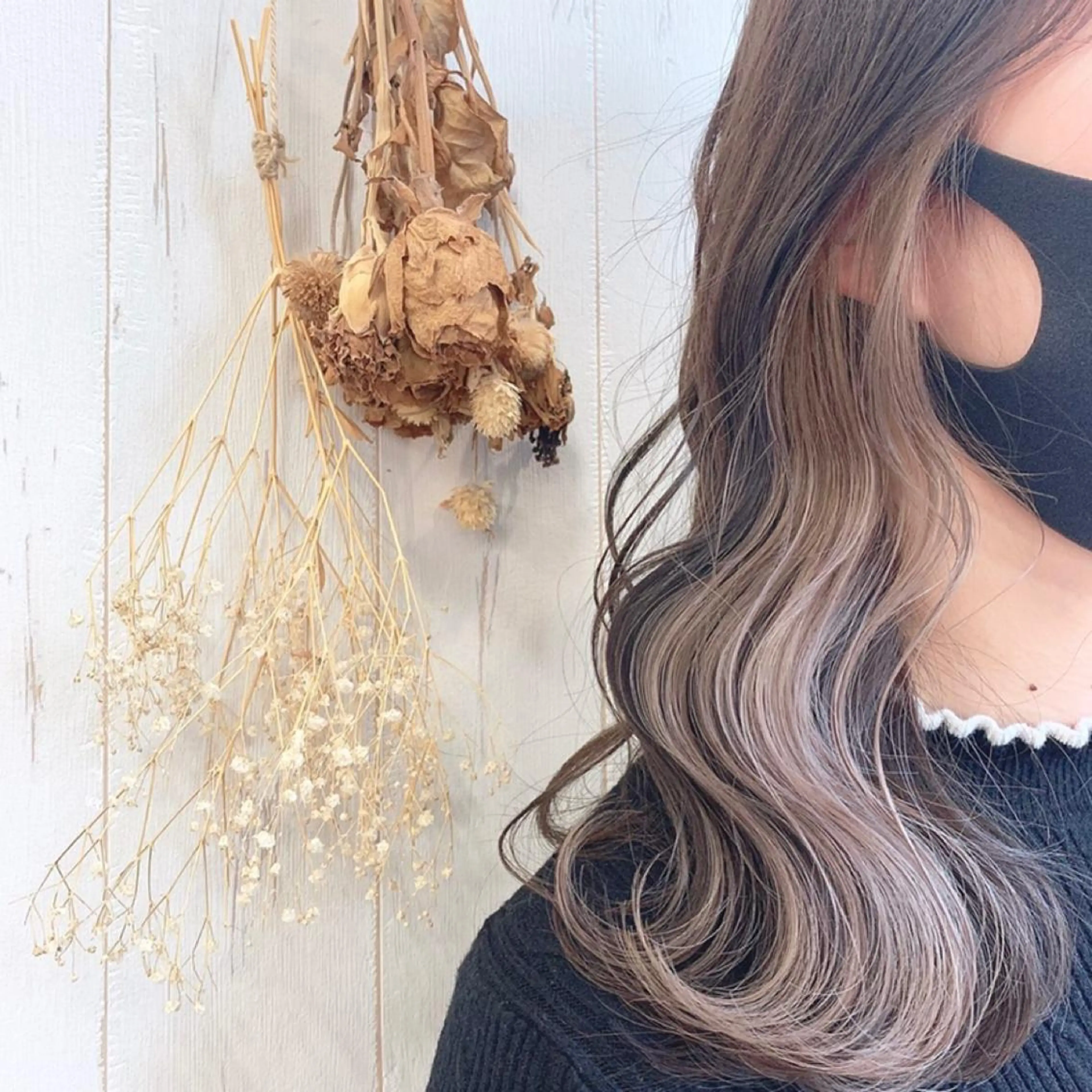 カラー ベージュカラー ブリーチ ミルクティーベージュ ヘアカラー トリートメント 渋谷:インナーカラー ／🍒エリカ🍒のヘアスタイル