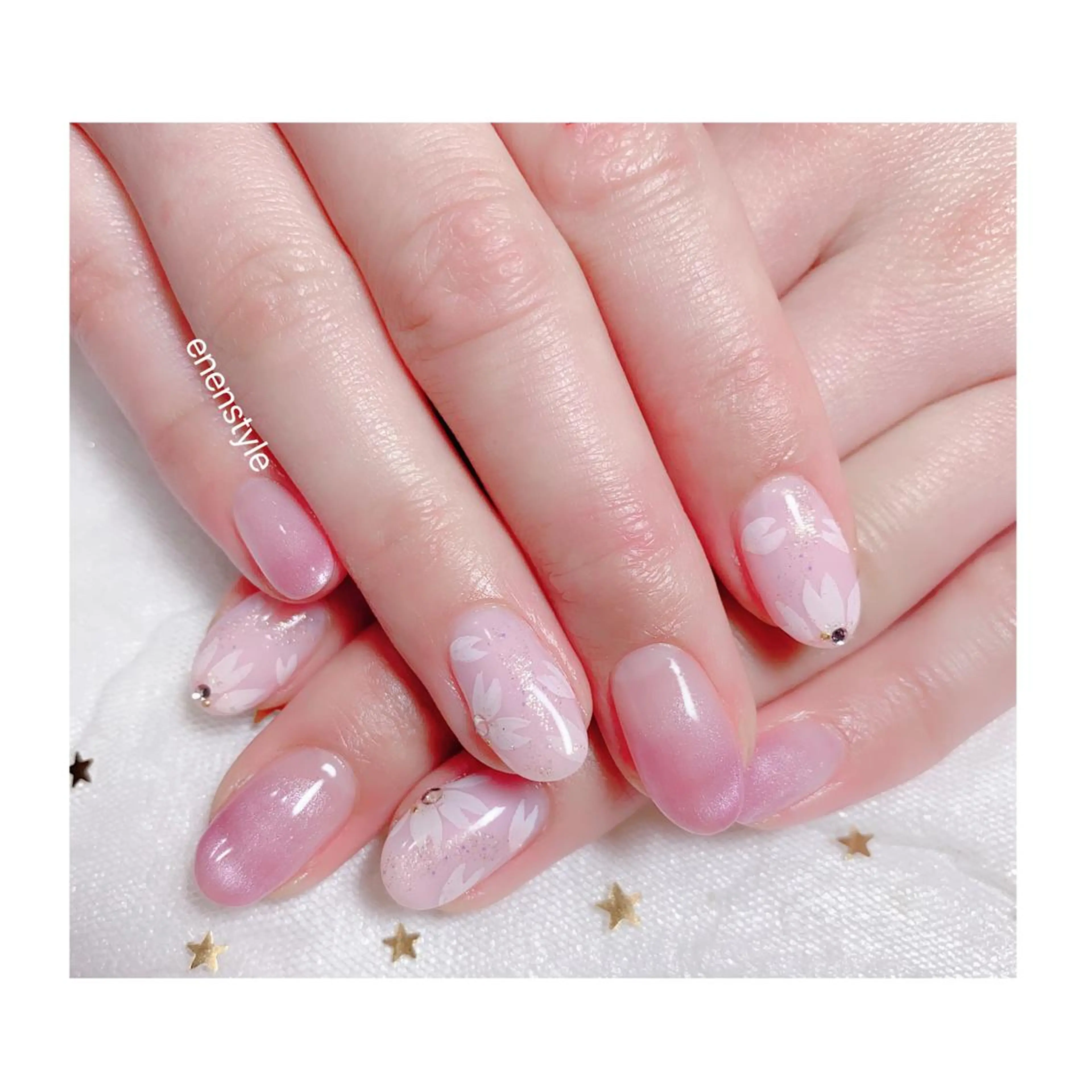 ショート ネイル ジェルネイル ニュアンスネイル オフィスネイル ワンカラーネイル パラジェル ハンドネイル 👑enen style👑のネイルデザイン