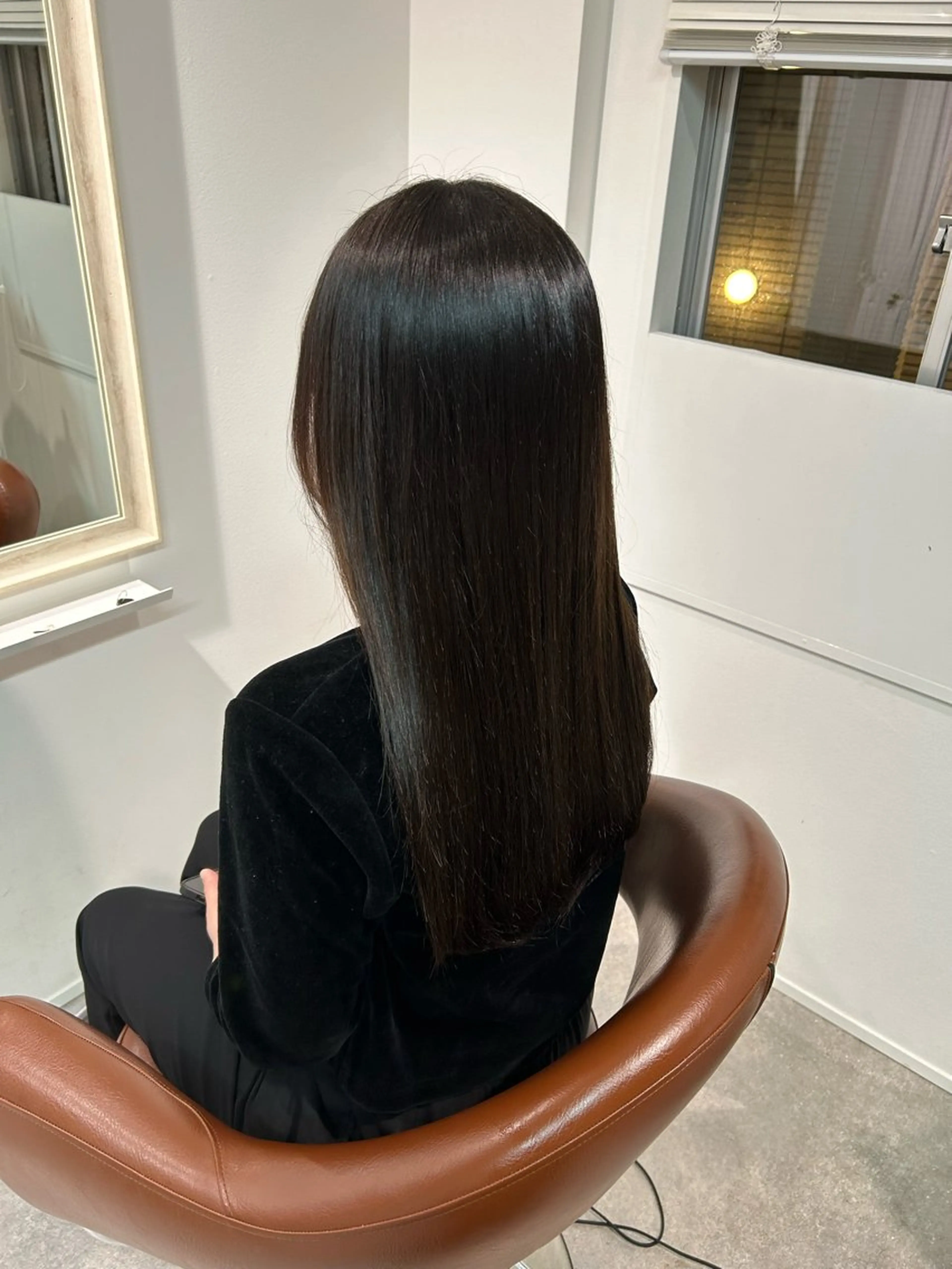 ロング パーマ 顔周りカット 縮毛矯正 トリートメント マコ @_vral0のヘアスタイル