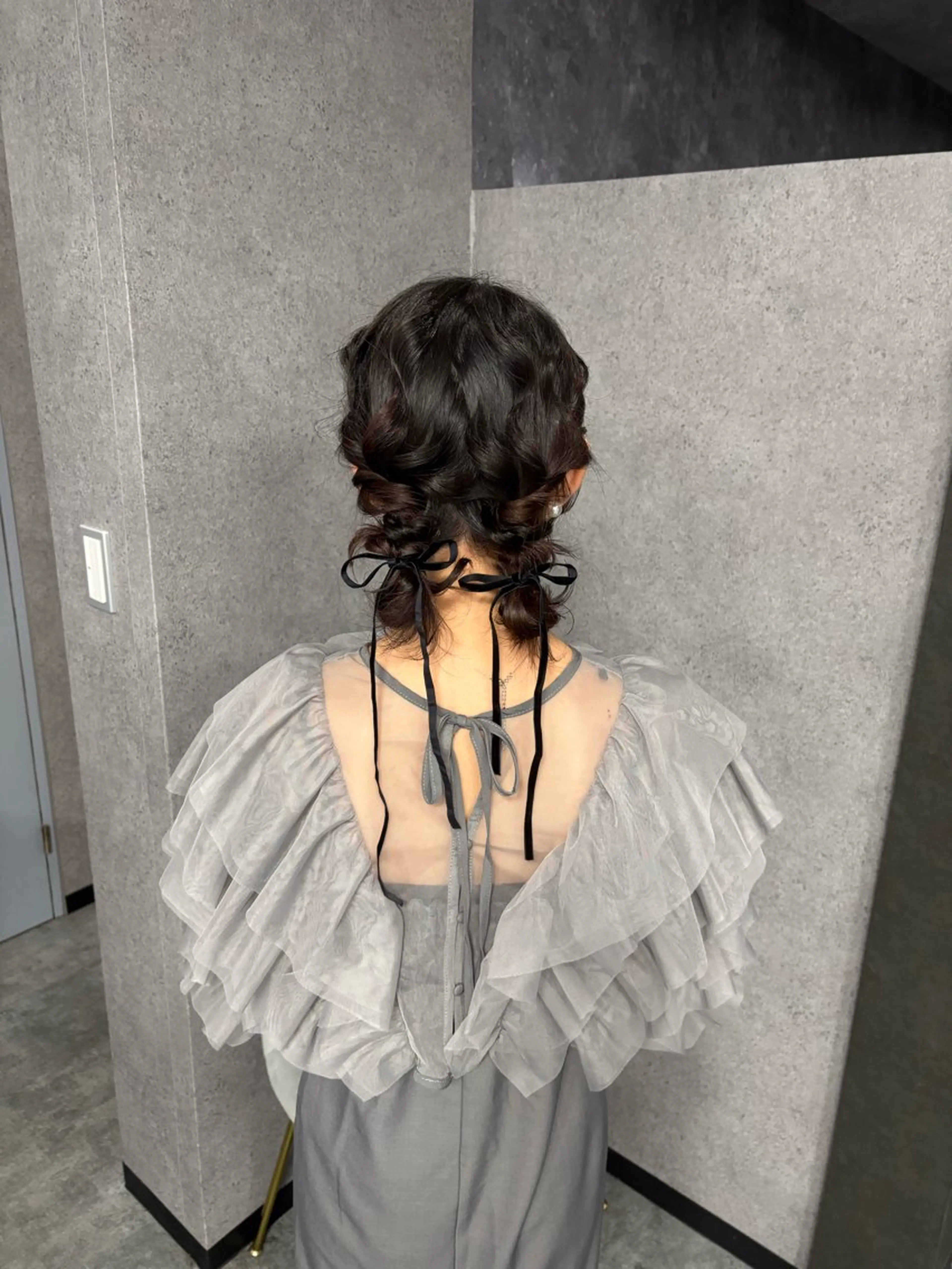 セミロング ヘアアレンジ お団子ヘア ヘアセット 森岡 紗羽のヘアスタイル