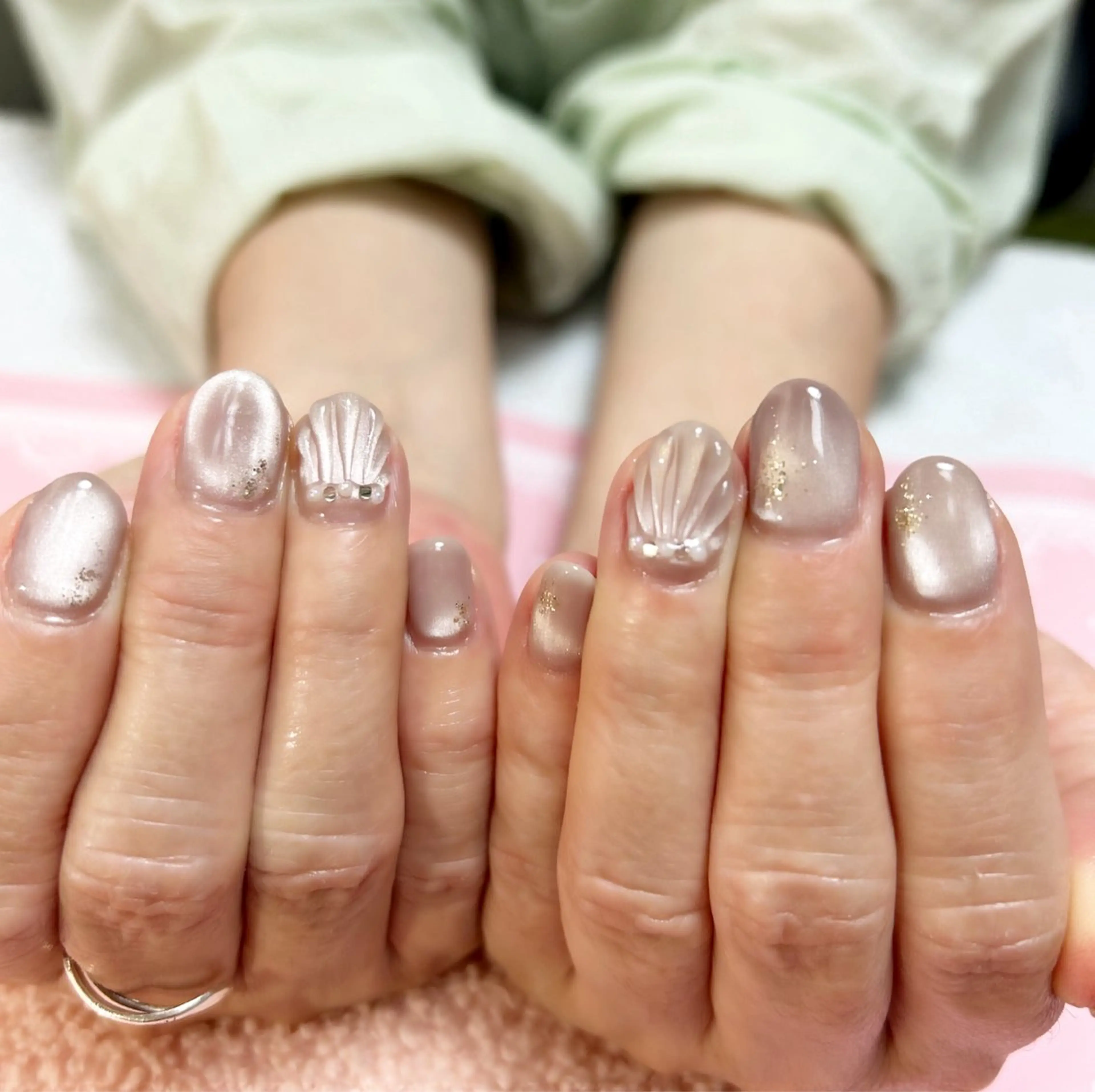 ネイル ＧＬAD グラットのネイルデザイン