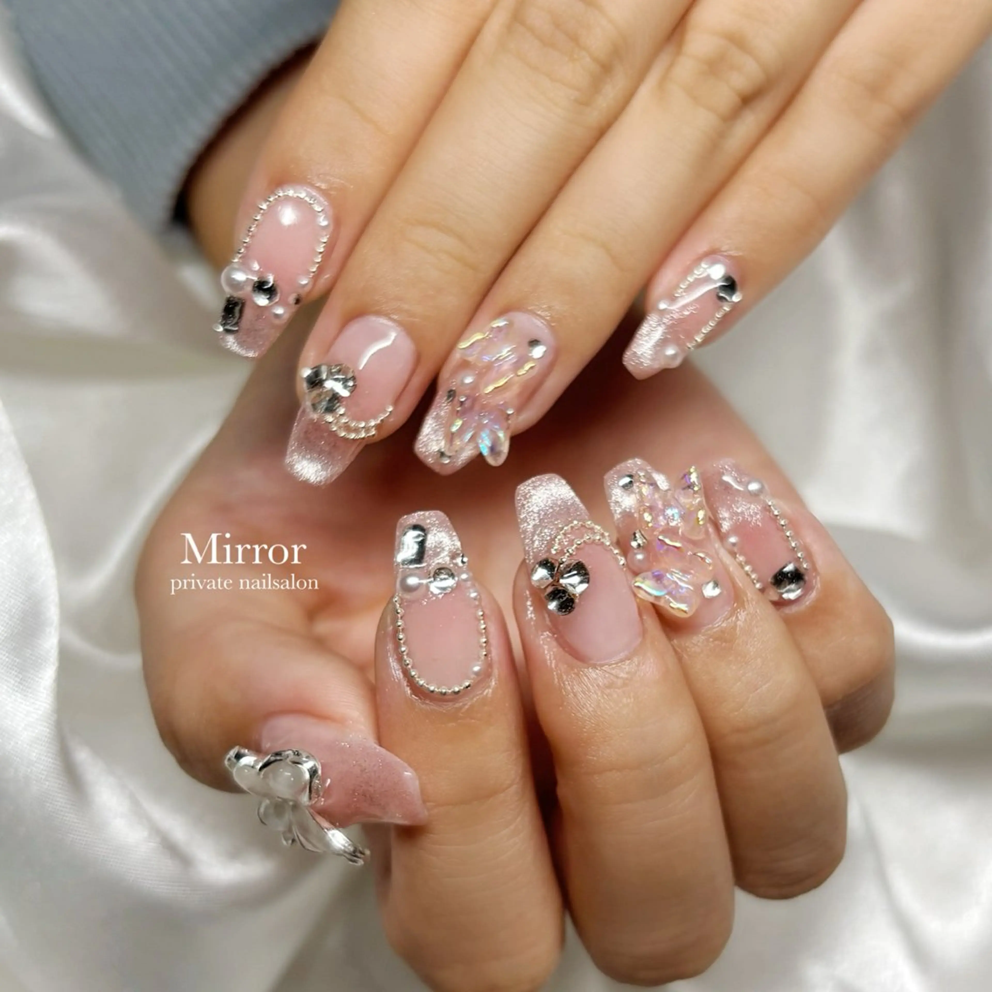 ネイル ハンドネイル nailsalon Mirrorのネイルデザイン