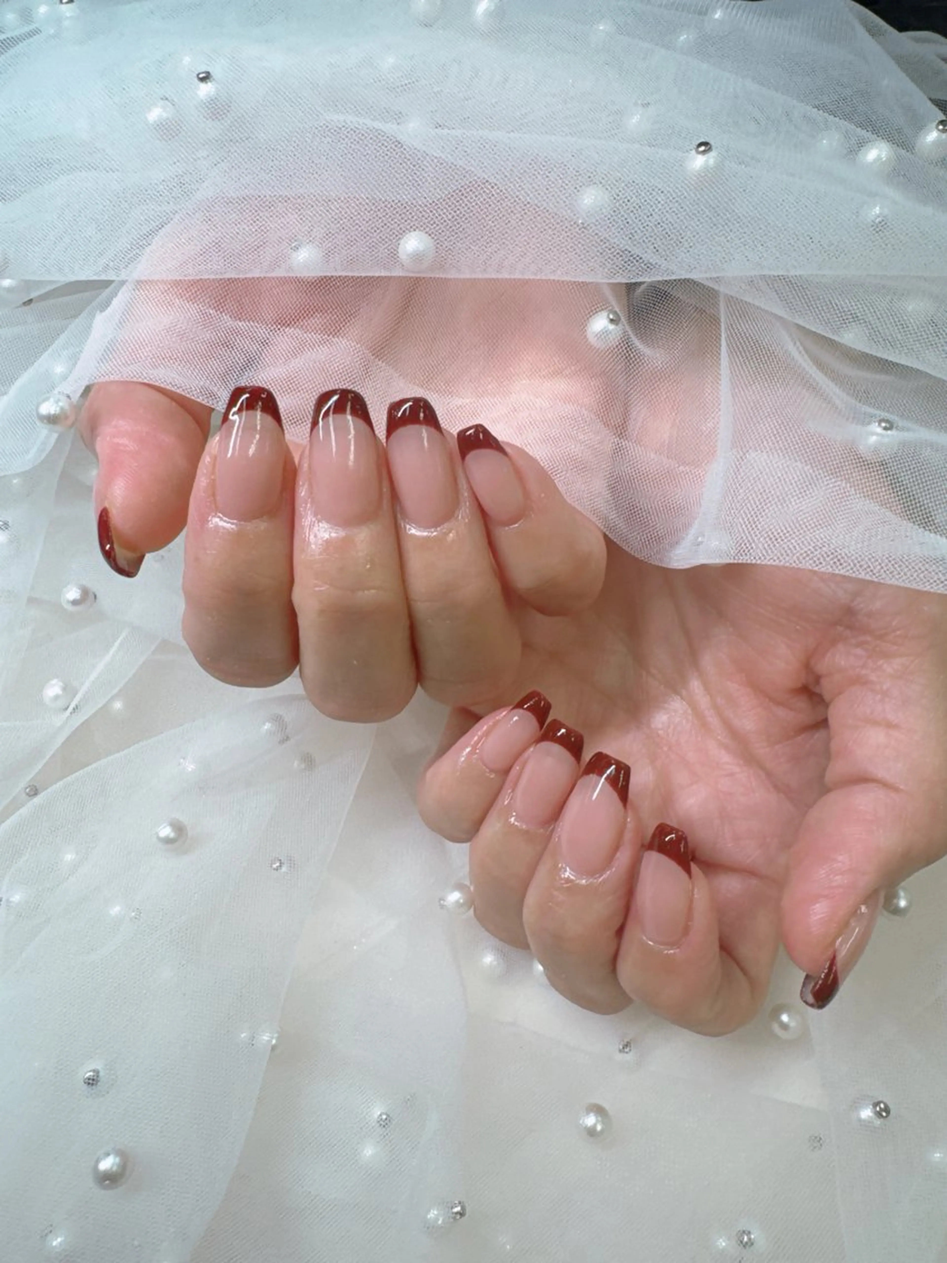 ネイル 成人式 フレンチネイル ジェルネイル ガラスフレンチ キラキラネイル Queeens nailのネイルデザイン