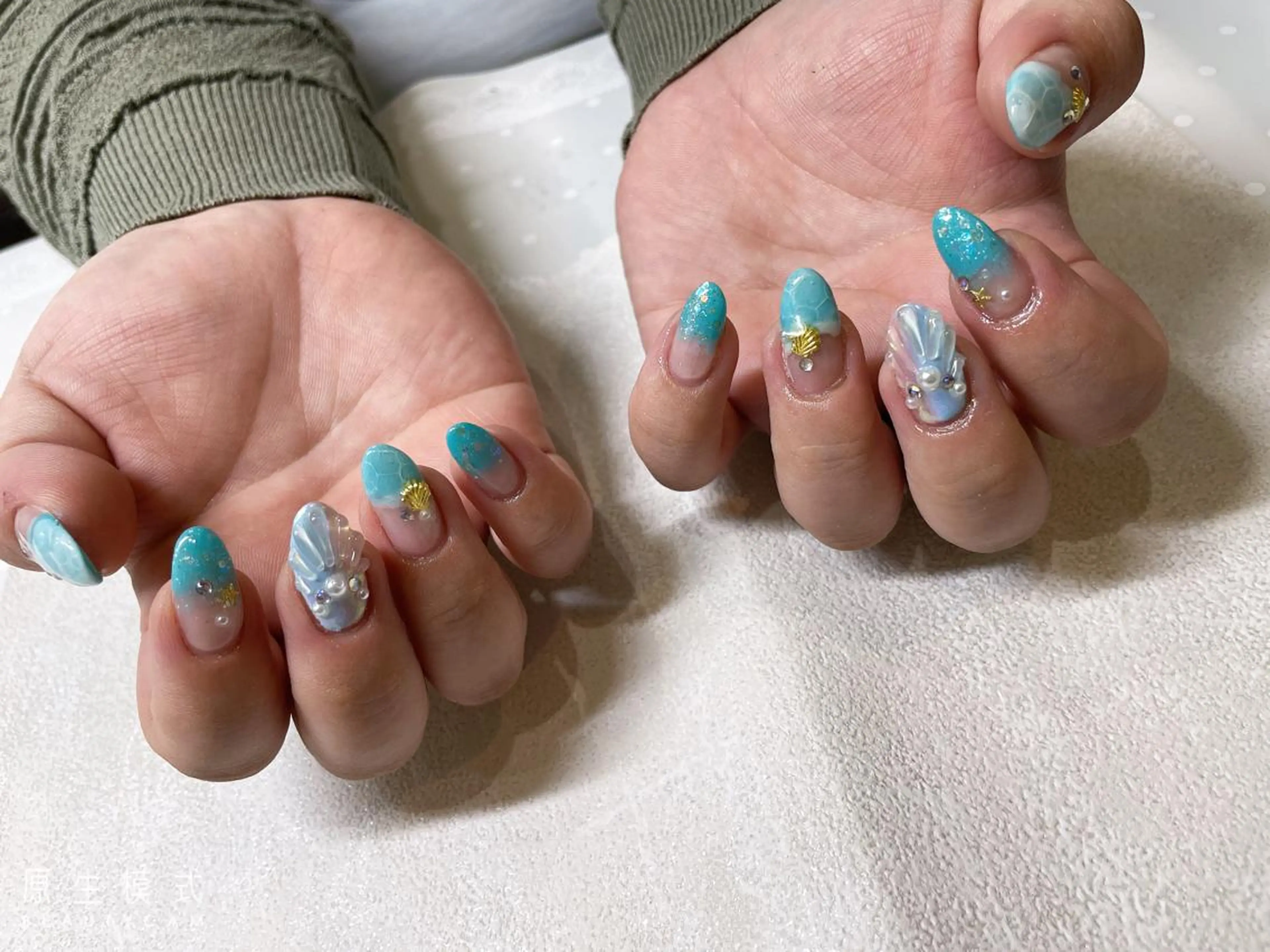 ミディアム ネイル 《LB》ラブリエ Nail&eyeのマツエク・マツパデザイン