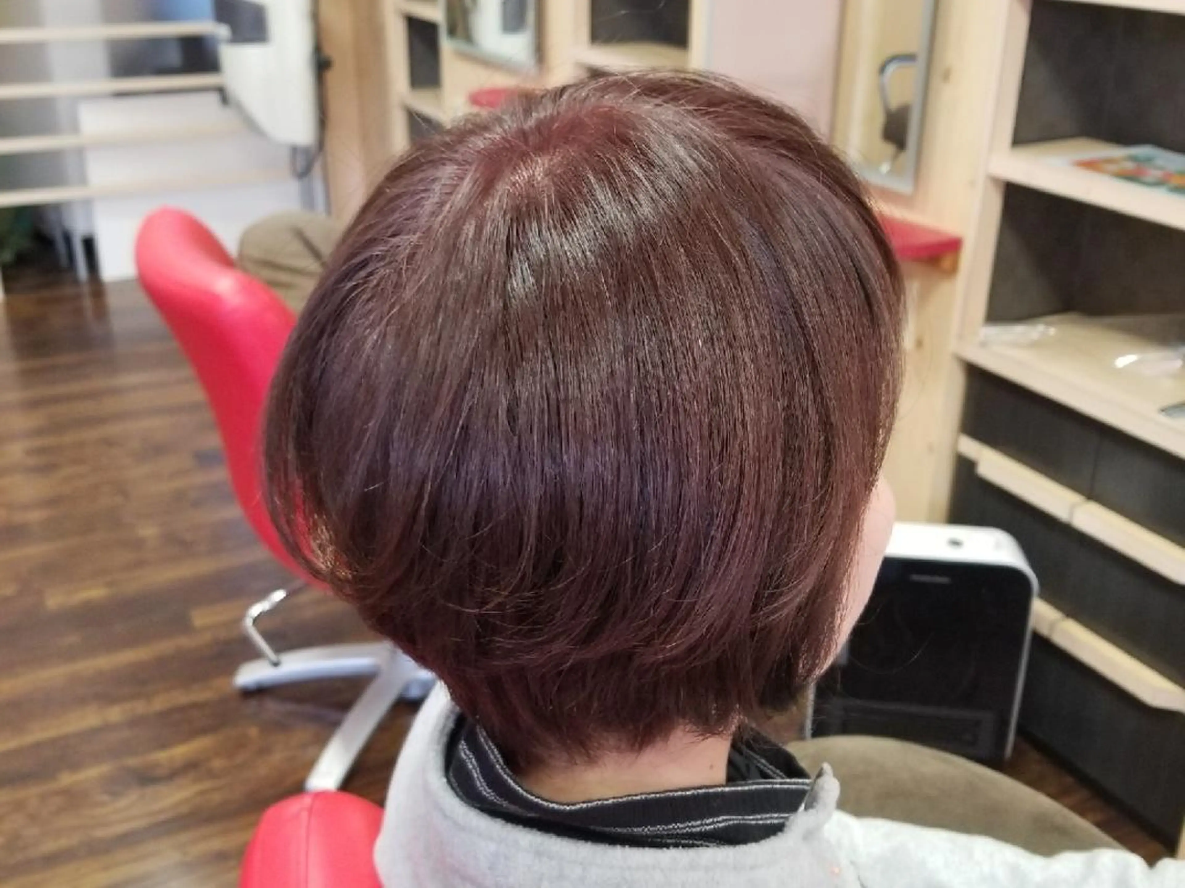 カラー ショート 羽田 ヨシキのヘアスタイル