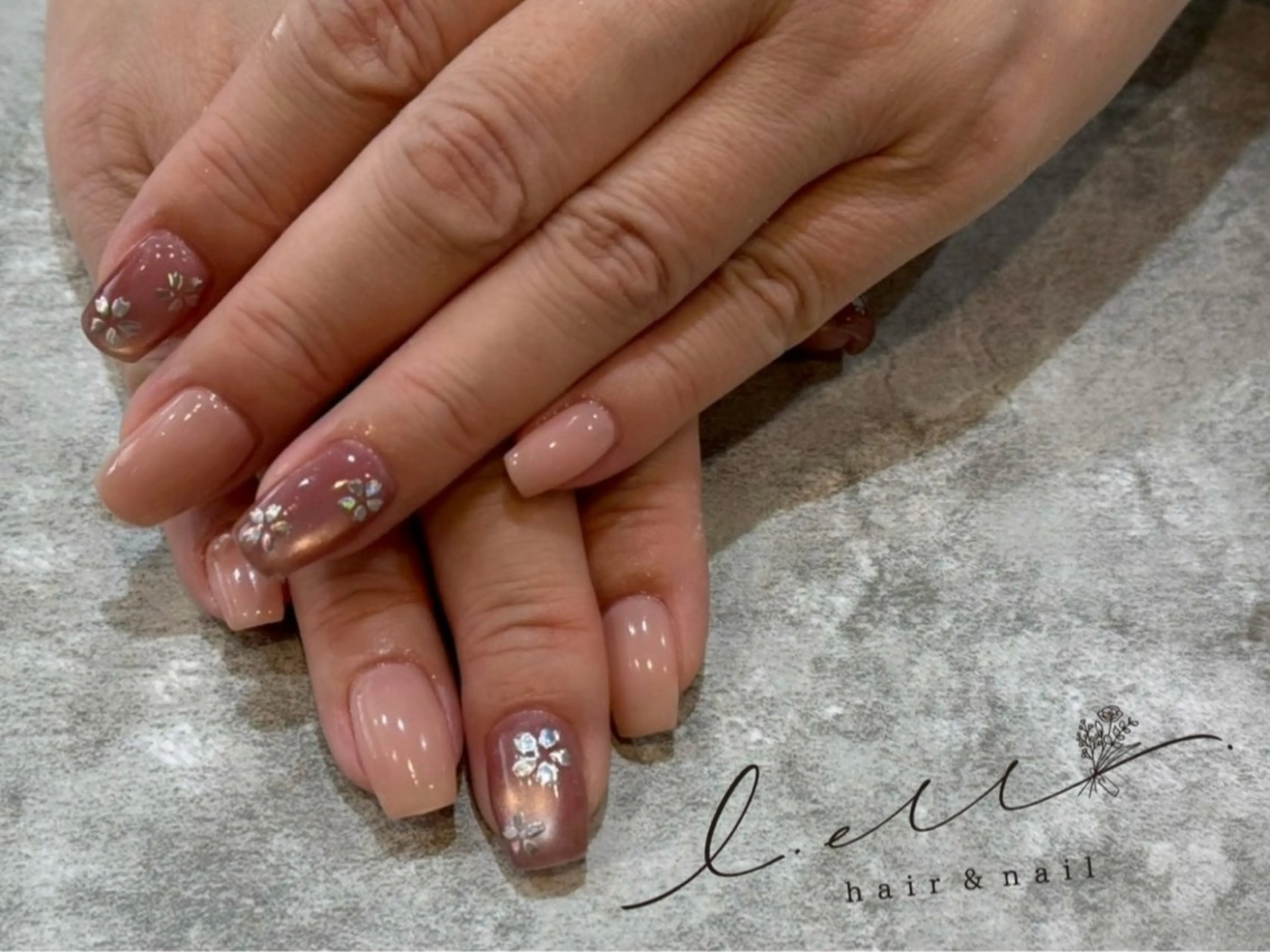 ネイル ell. wakoのネイルデザイン