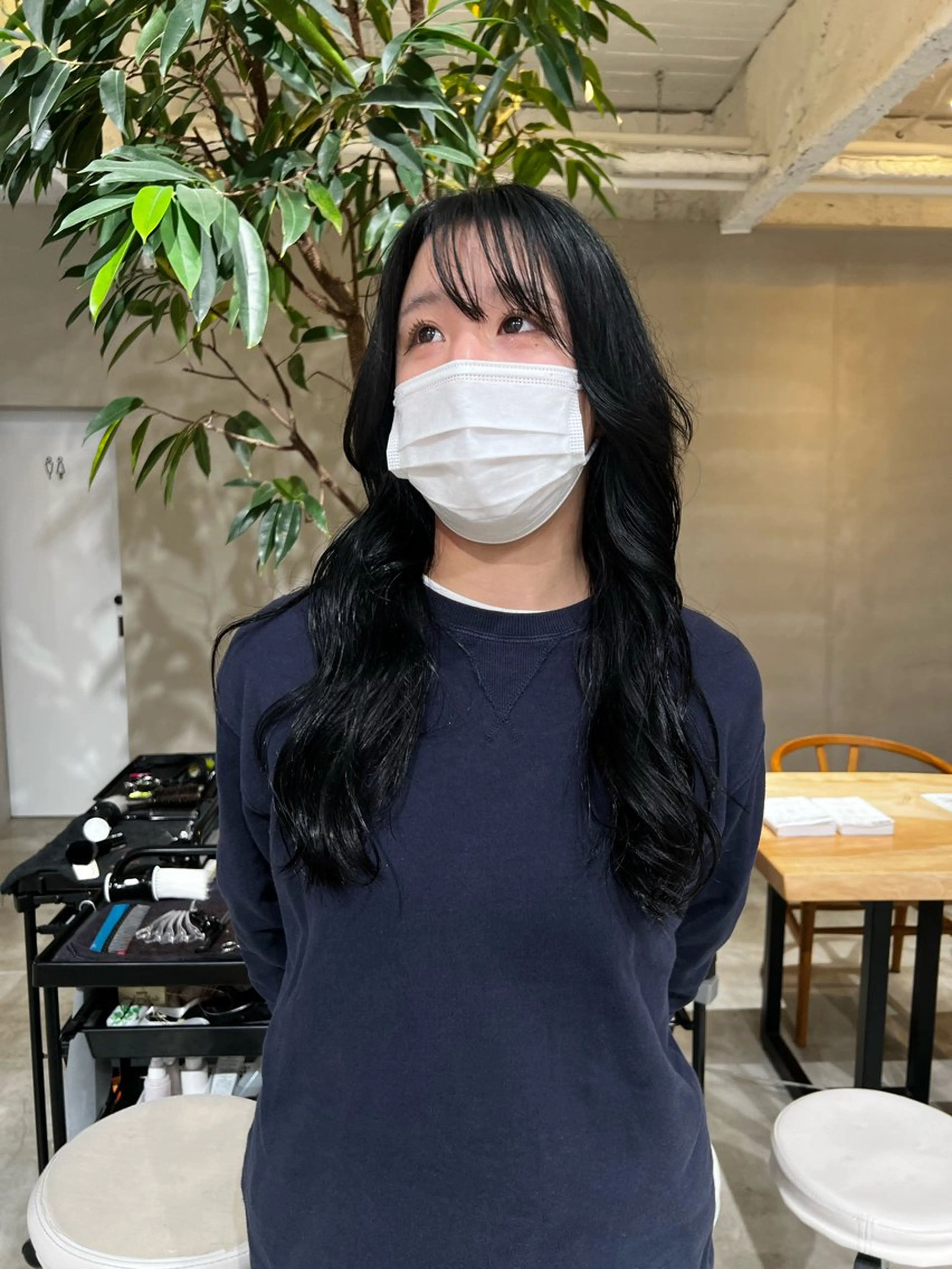 セミロング ホリバ ユカのヘアスタイル