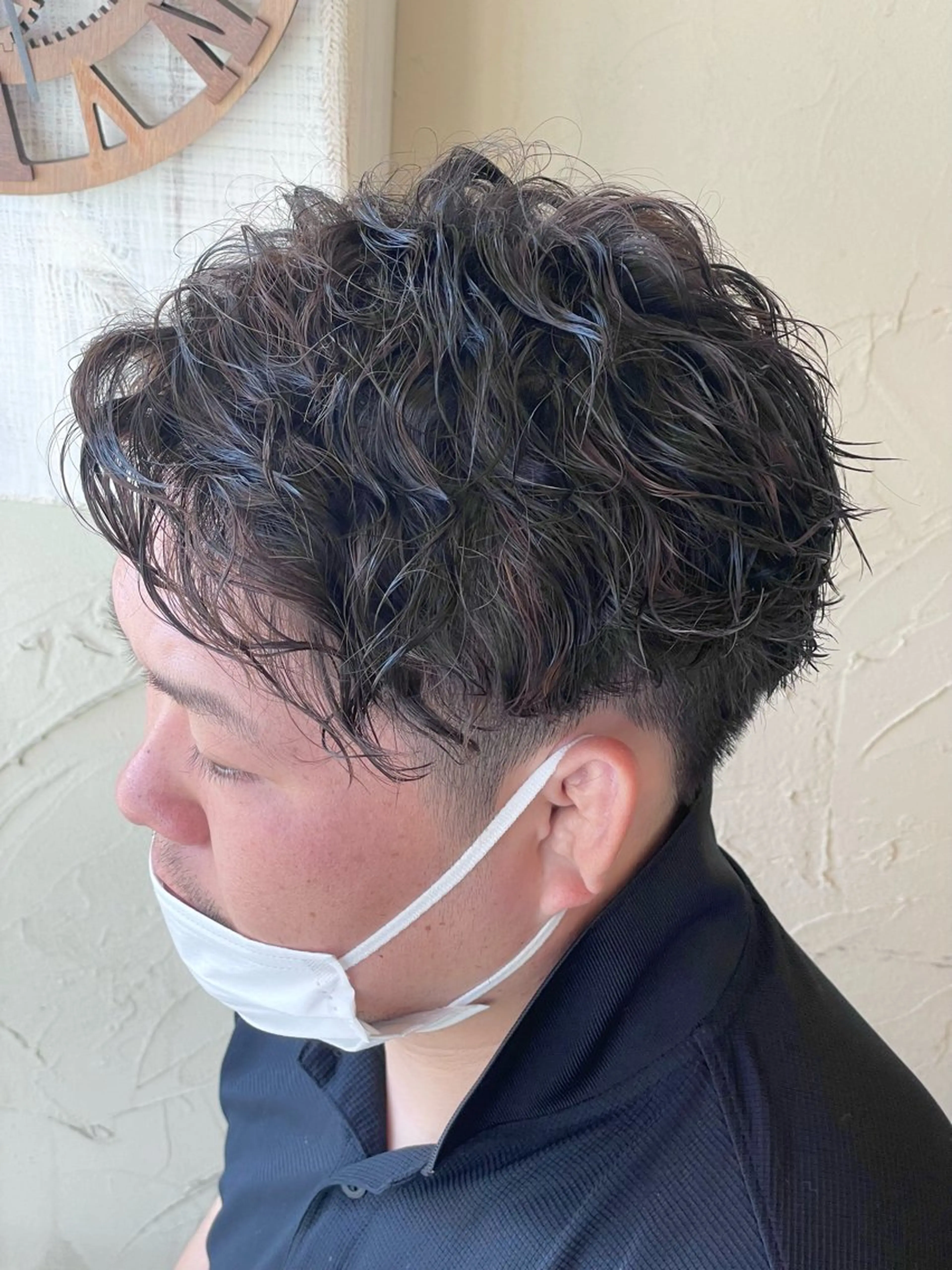 ショート カラー パーマ メンズ メンズハイライト メンズパーマ メンズショート ツイストスパイラルパーマ ハイライトカラー カット ヘアカラー パーマ メンズ特化/パーマ指 名No.1/百瀬太郎のヘアスタイル