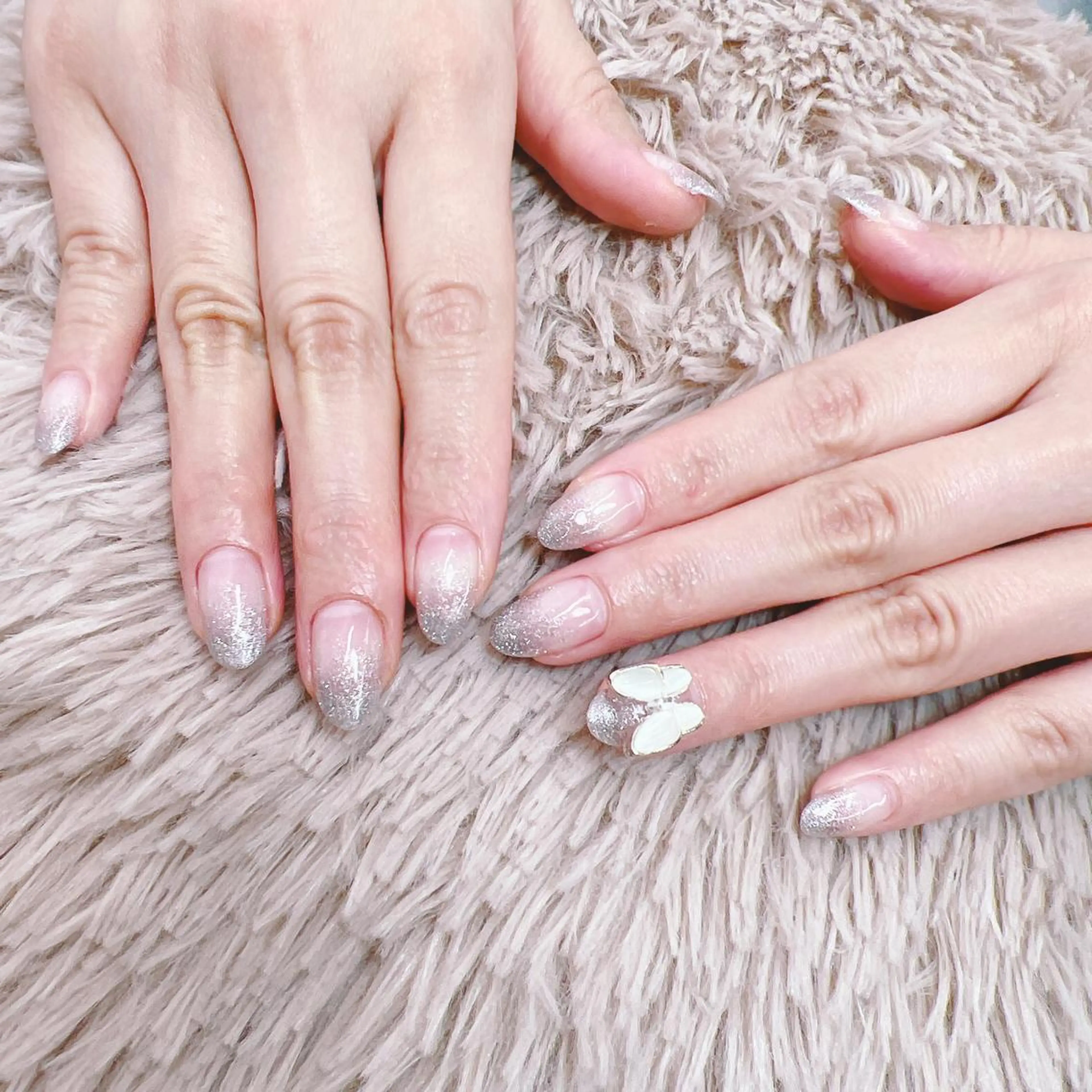 ネイル ラメ(グリッター) ラメグラデーション ハンドネイル Minion所属・北浦和minion YUKIのマツエク・マツパデザイン