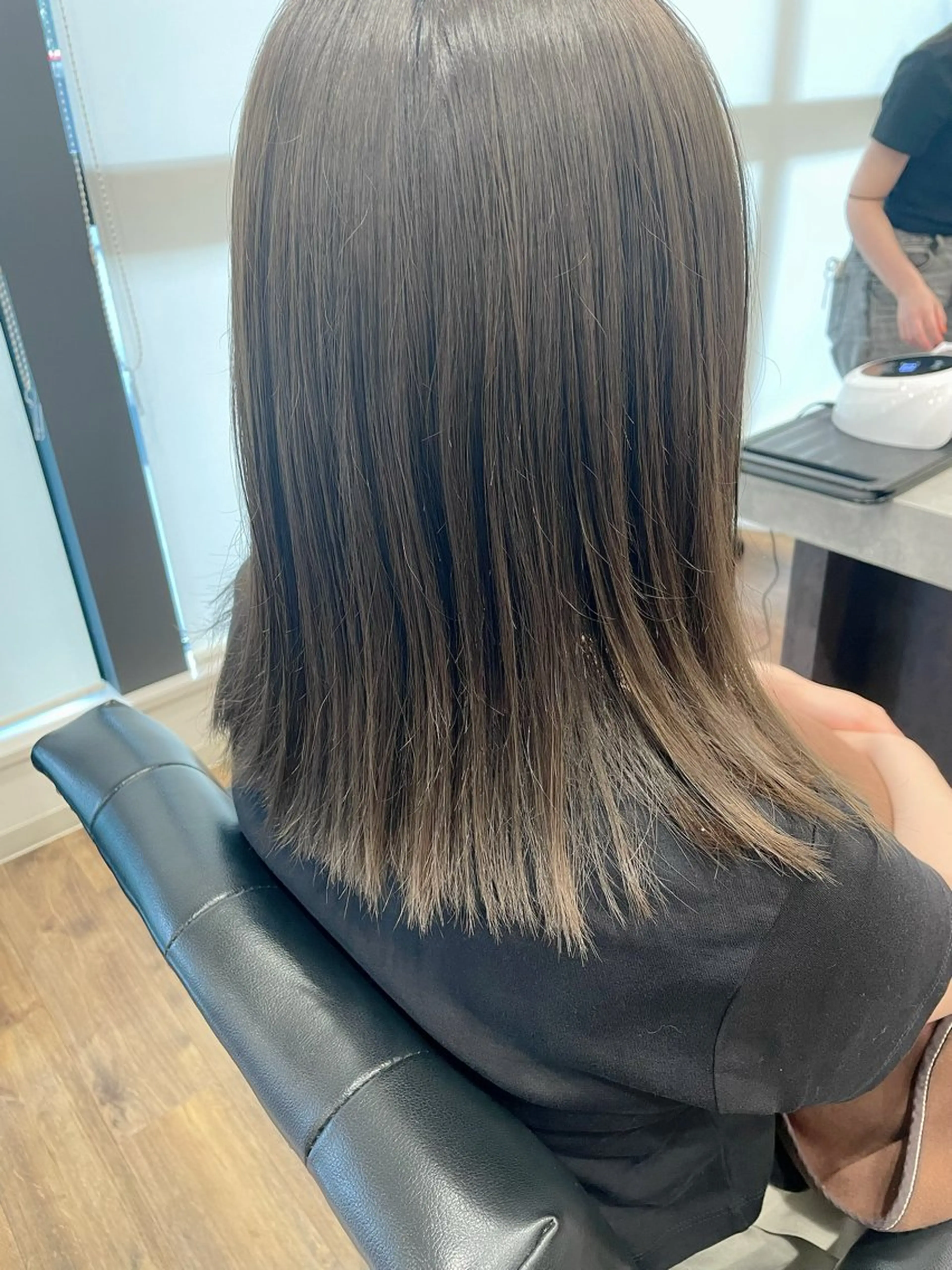 カラー ベージュカラー オリーブベージュ 成瀬 妃生路のヘアスタイル