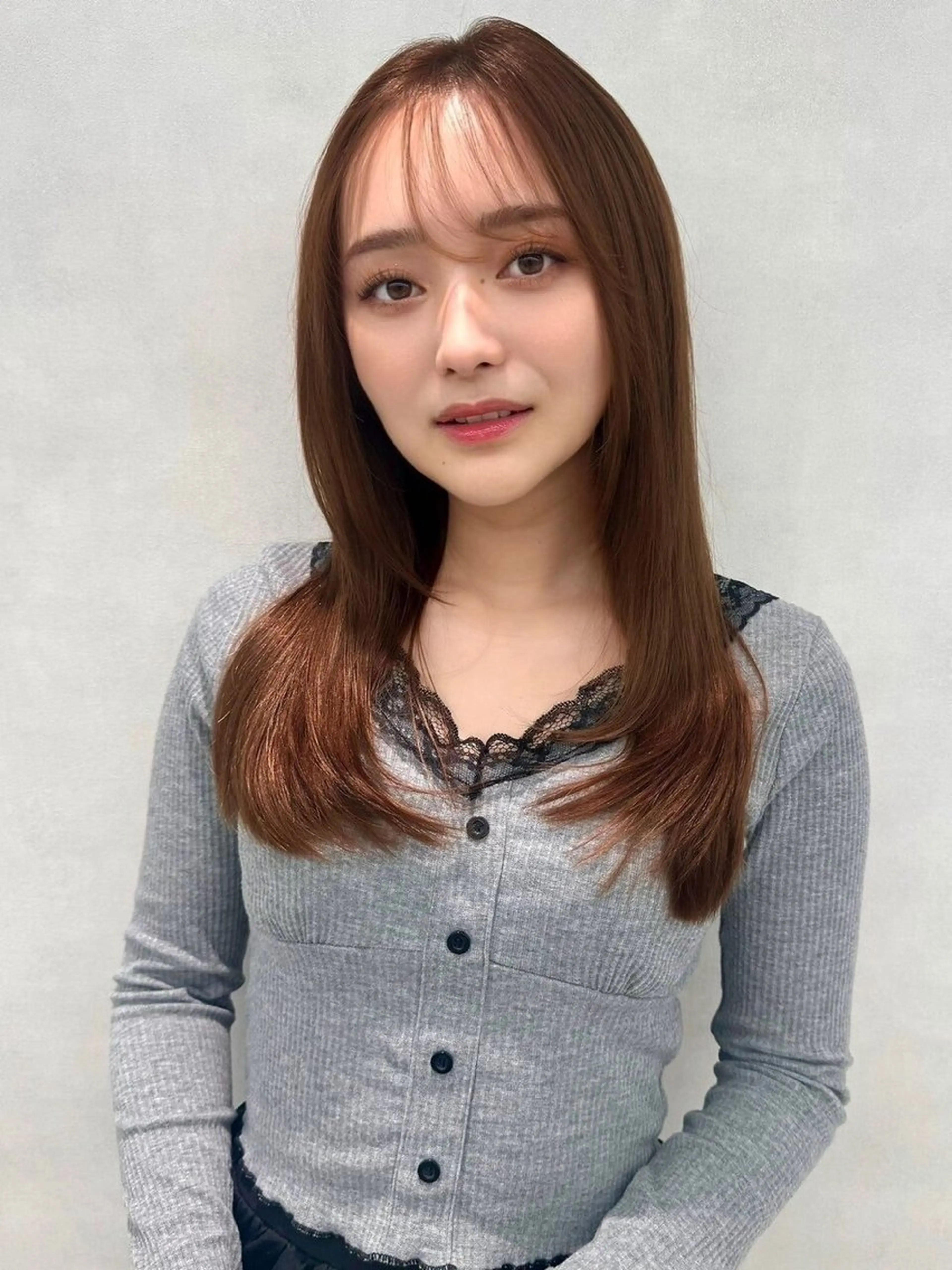 セミロング カラー ヘアアレンジ 顔周りカット 韓国風ヘア レイヤーカット 小顔カット カット ヘアカラー ✨レイヤー/ 透明感カラー✨冨永剛のヘアスタイル