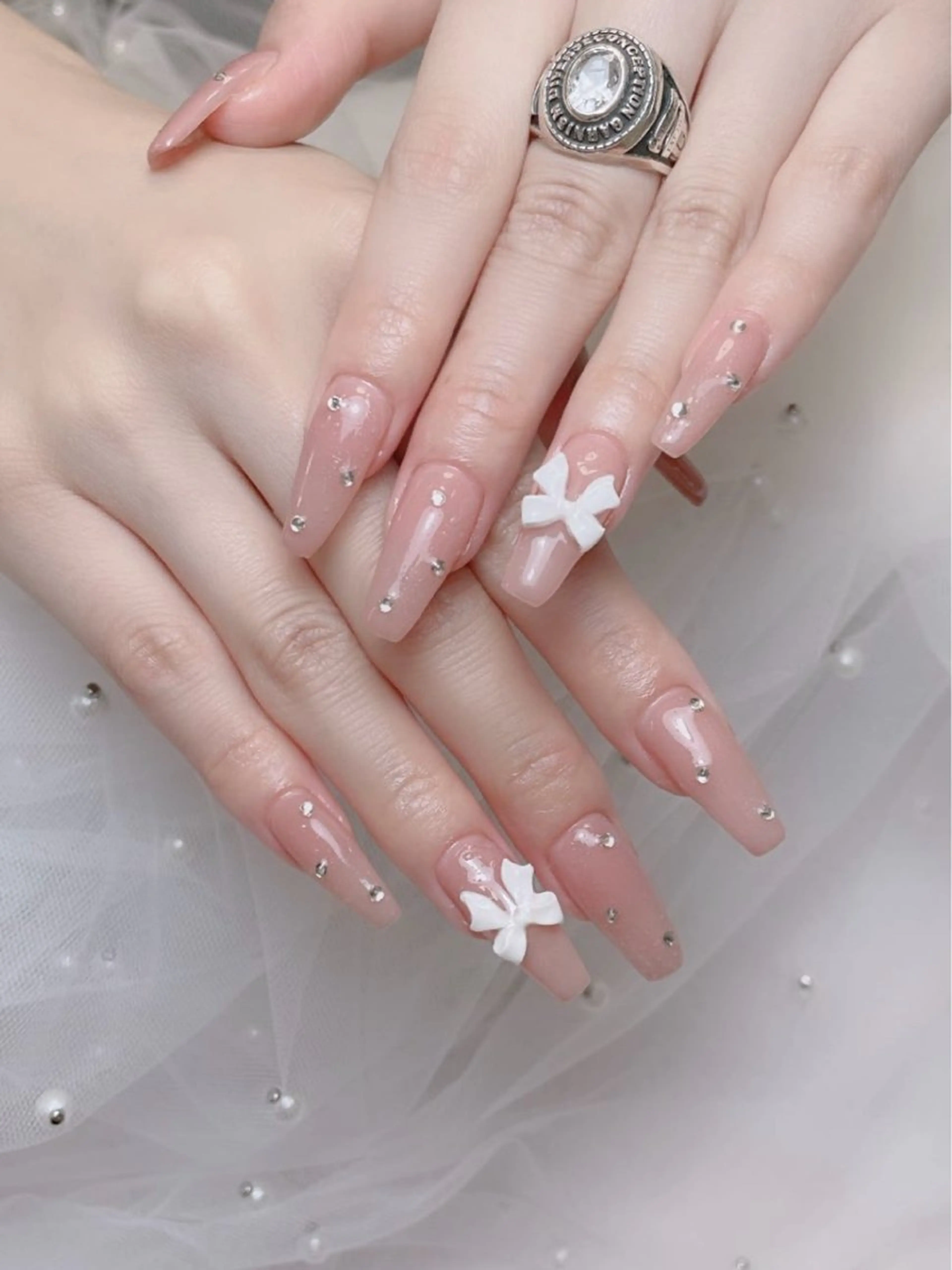 ネイル フレンチネイル ジェルネイル ハート 韓国ネイル マグネットネイル ハンドネイル ネイルサロン lotusのネイルデザイン