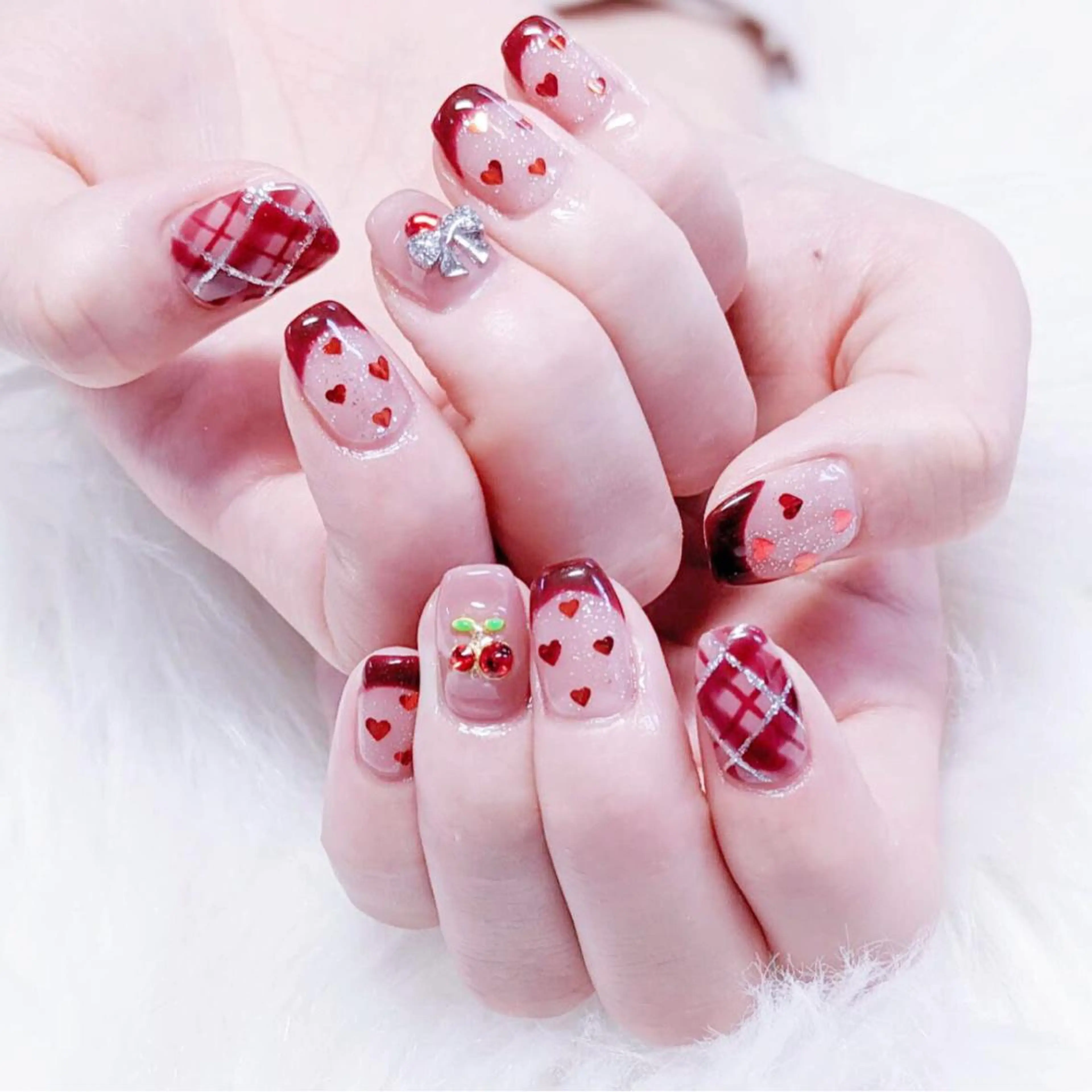 ネイル ハンドネイル MoonNail ユリ🌸のネイルデザイン