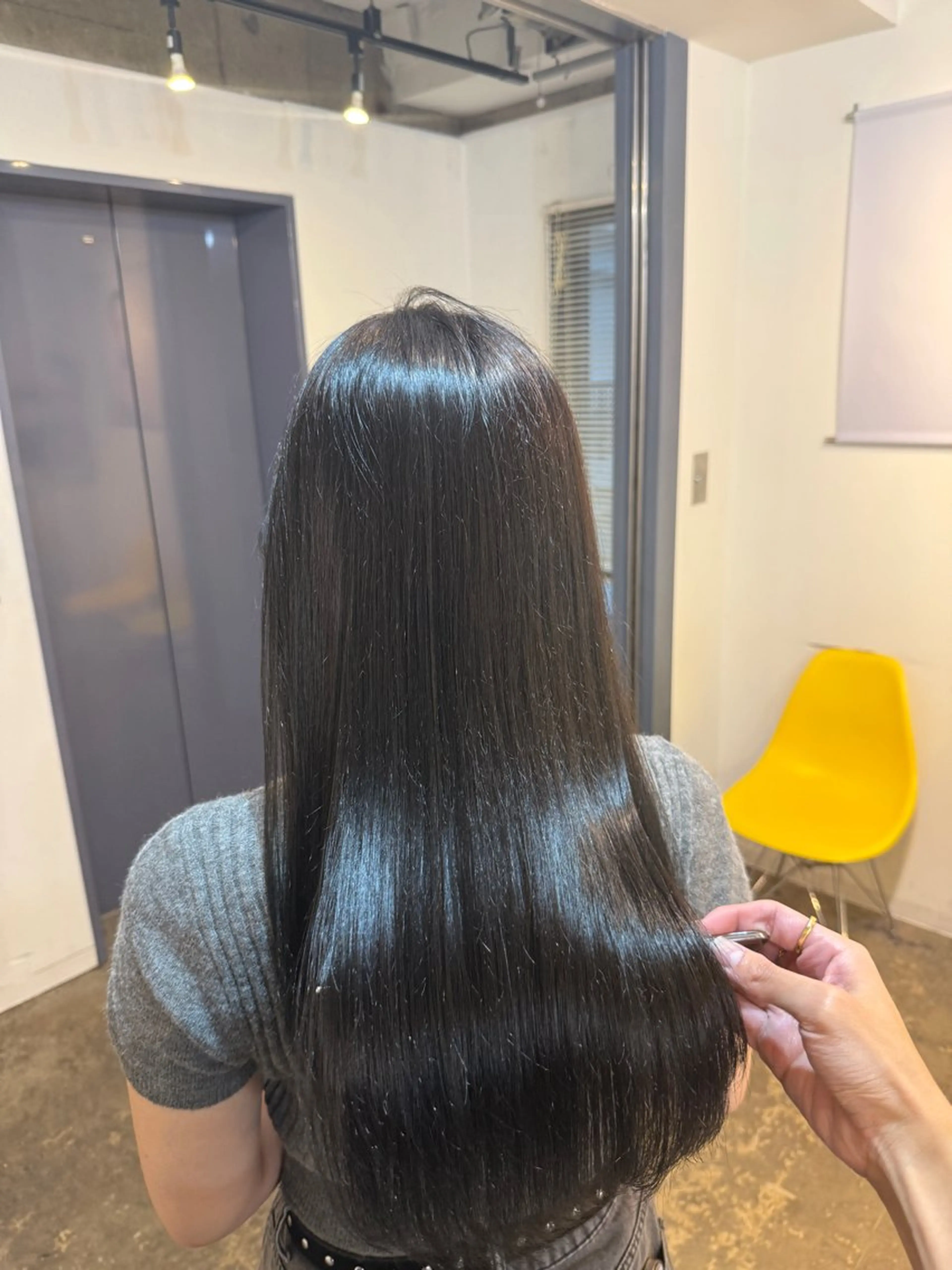 ロング カット ヘアカラー トリートメント 縮毛矯正/レイヤー カット⭐️SHOTAのヘアスタイル