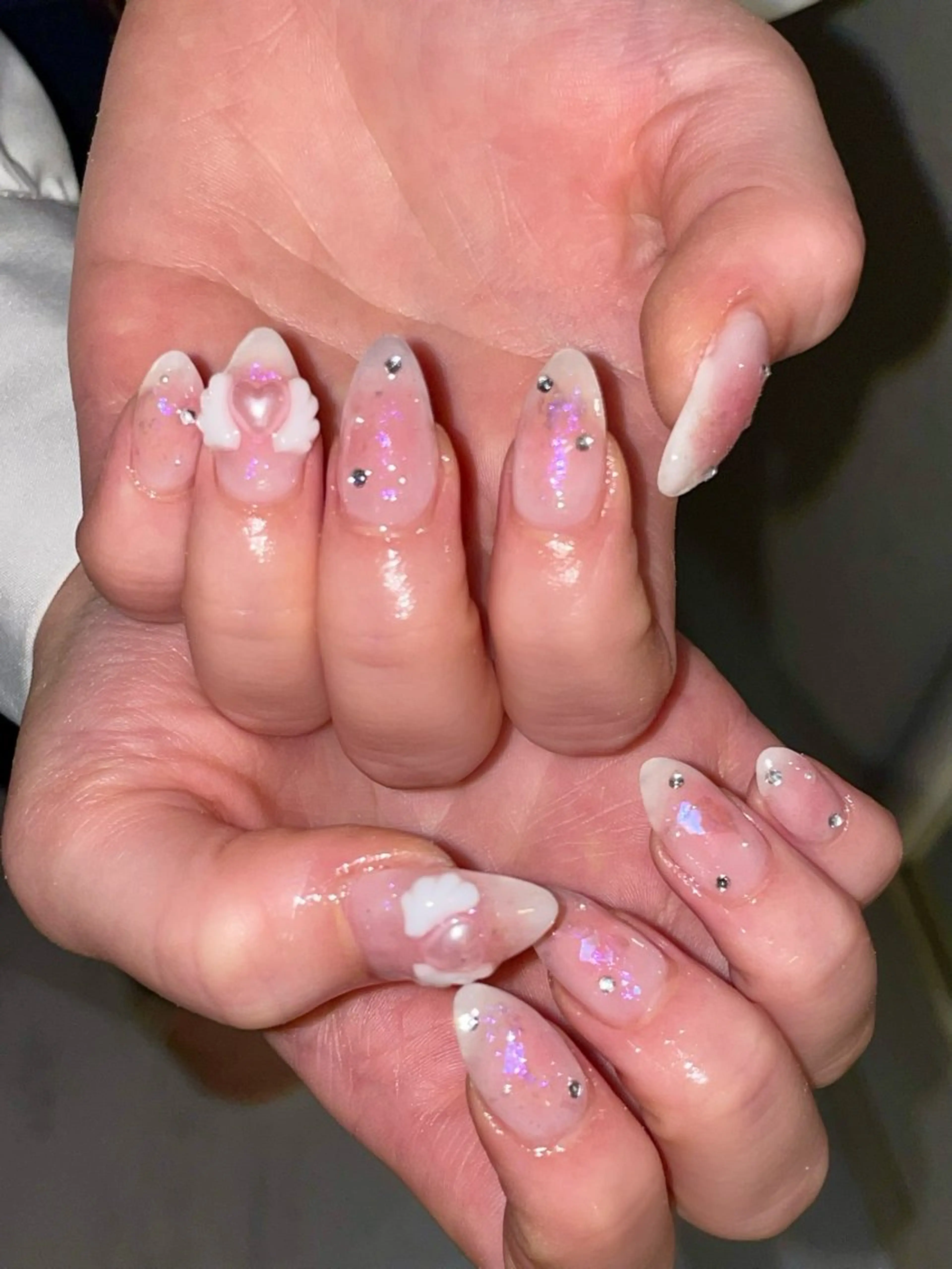 ネイル オーロラネイル チークネイル ハート ピンク ワンホンネイル Nail salon 🎀Angeのネイルデザイン