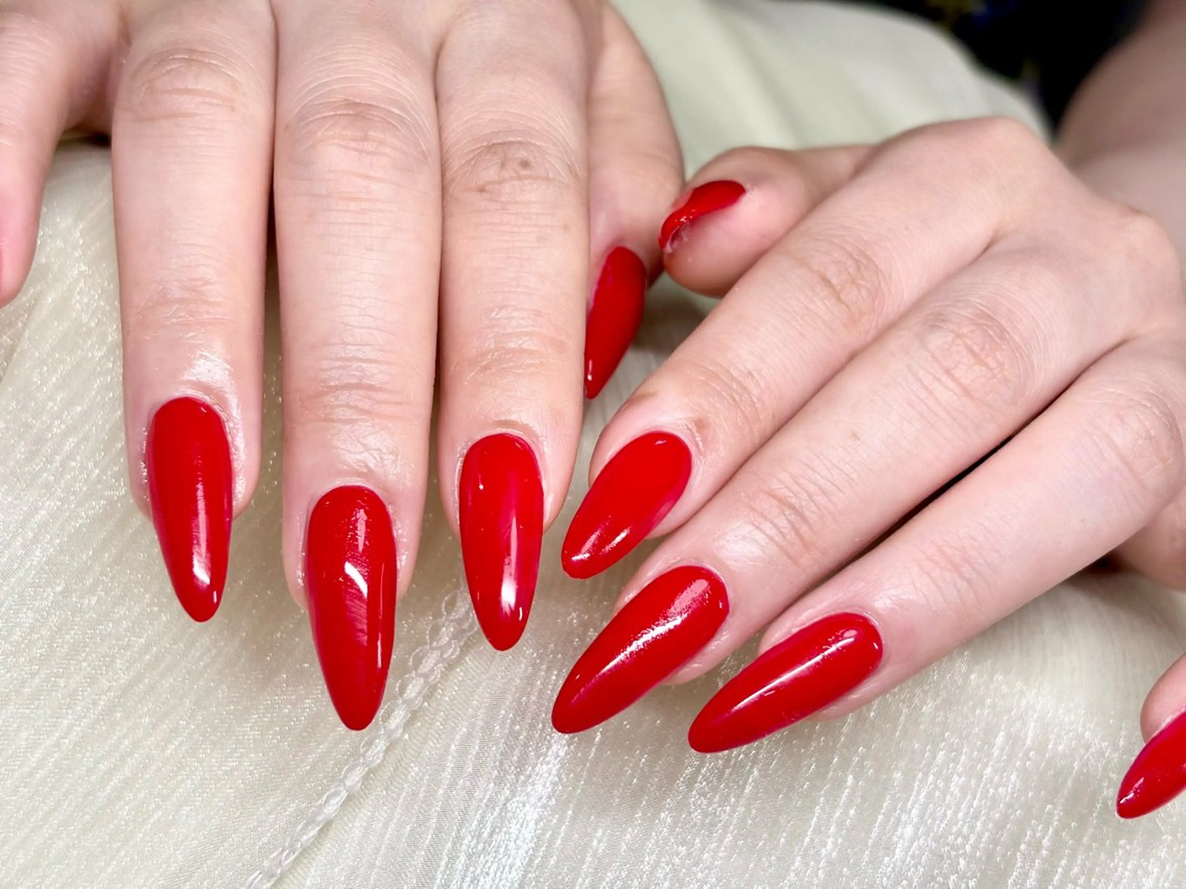 ネイル ワンカラーネイル ハンドネイル ハンドケア ETE LUNA NAILのネイルデザイン