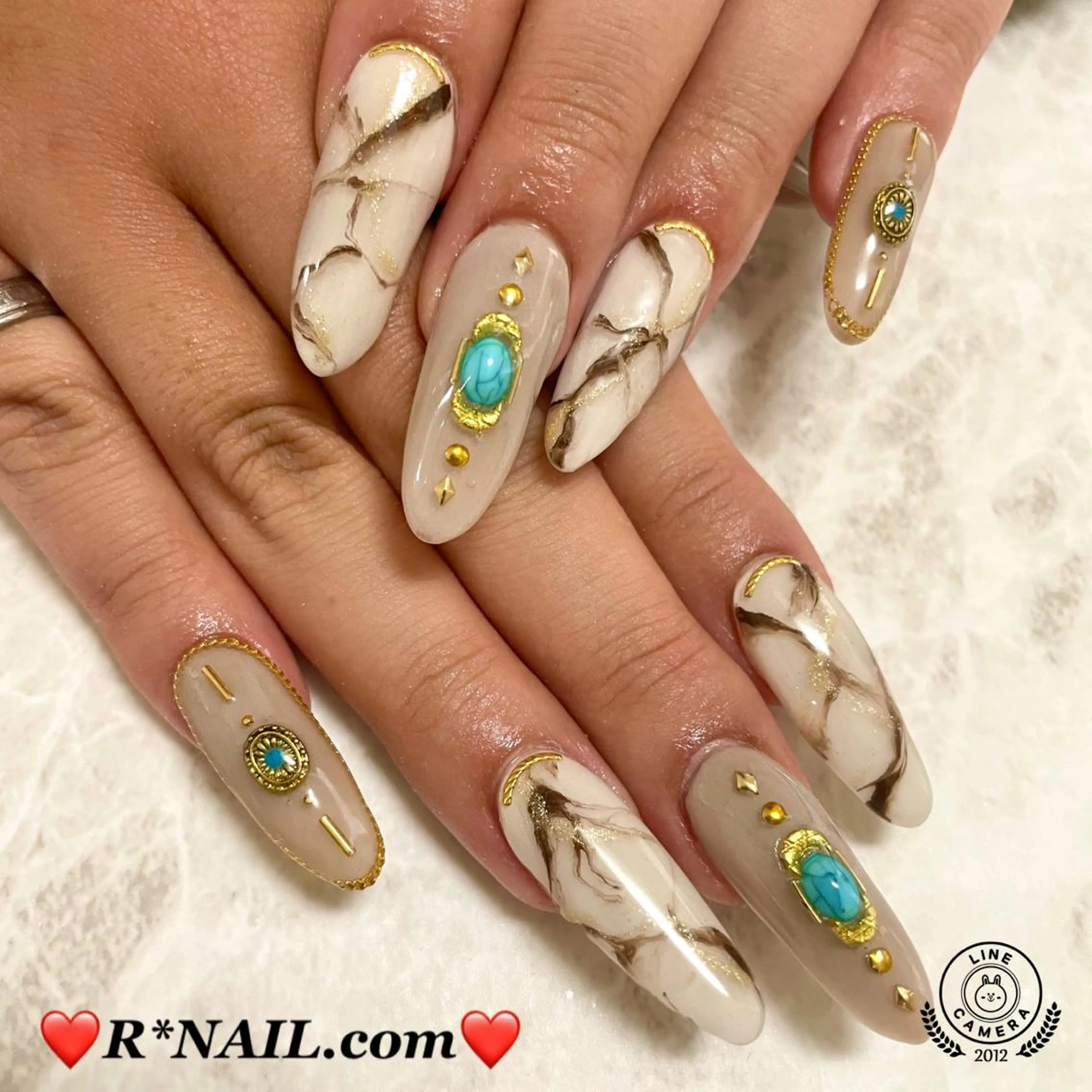 ネイル R*NAIL .comのネイルデザイン