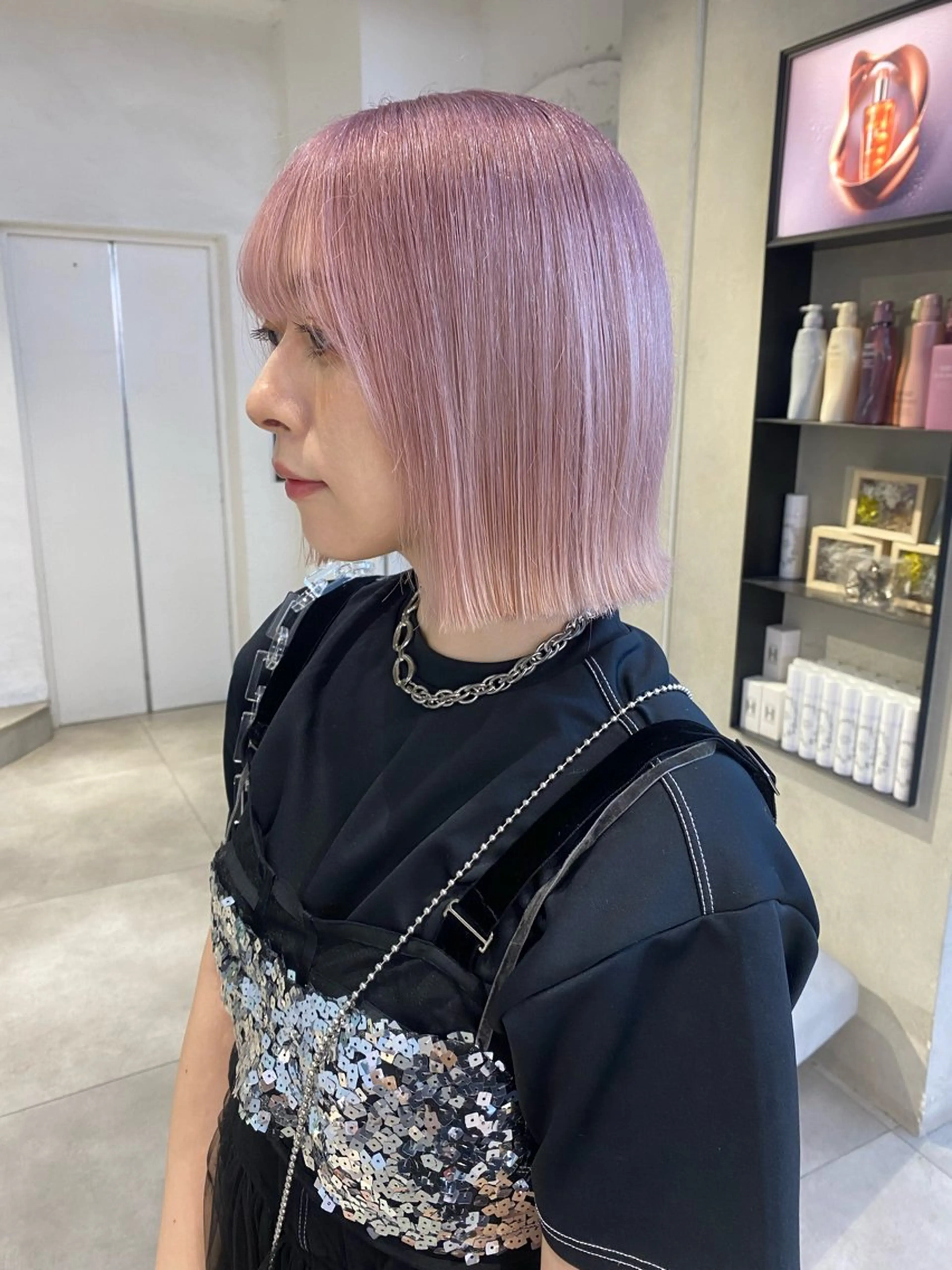 ミディアム ヘアカラー 【似合わせ提案】鈴木 舞のネイルデザイン