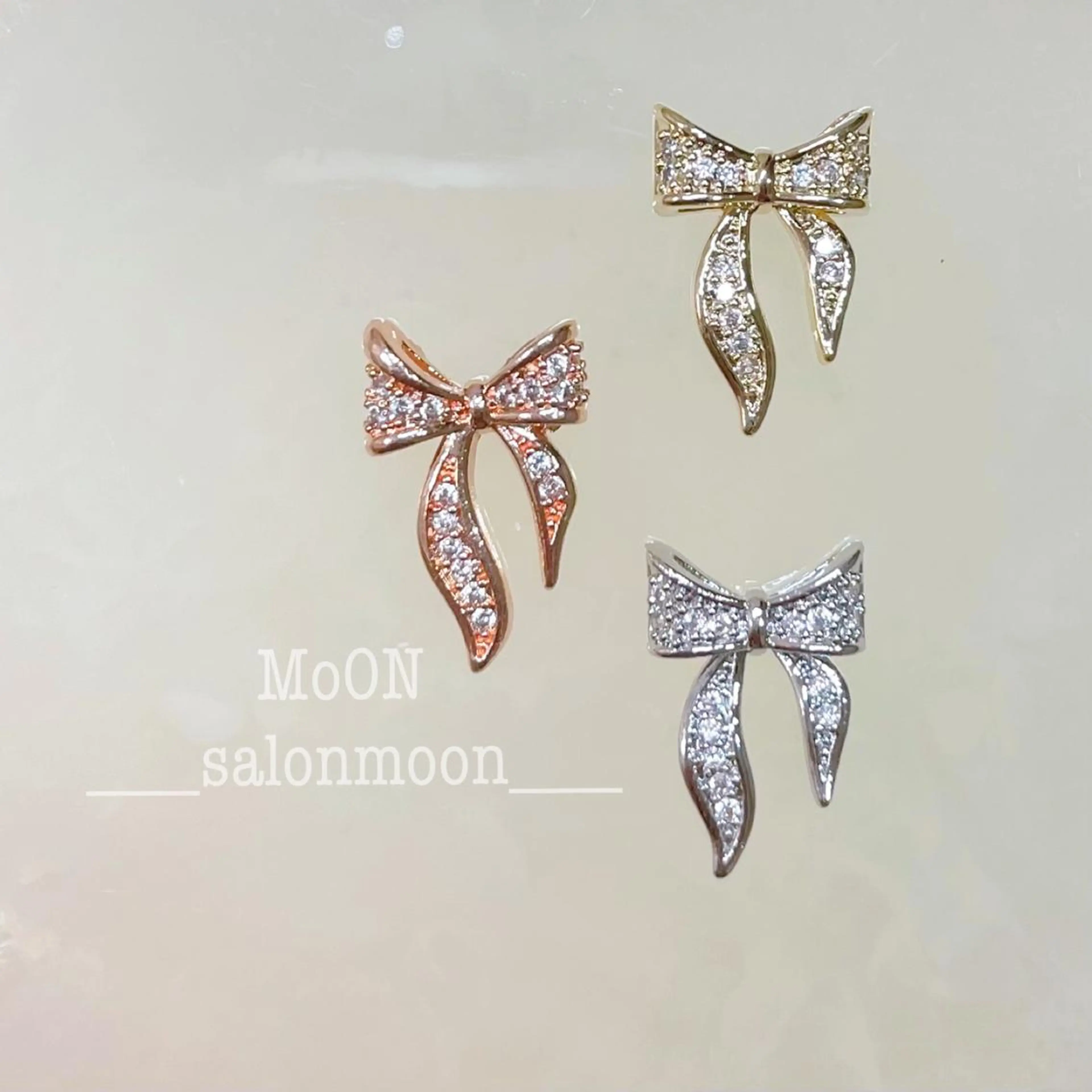 ネイル ゴールド ピンク ハンドネイル ハンドケア MoON...❤︎ MeGuのネイルデザイン