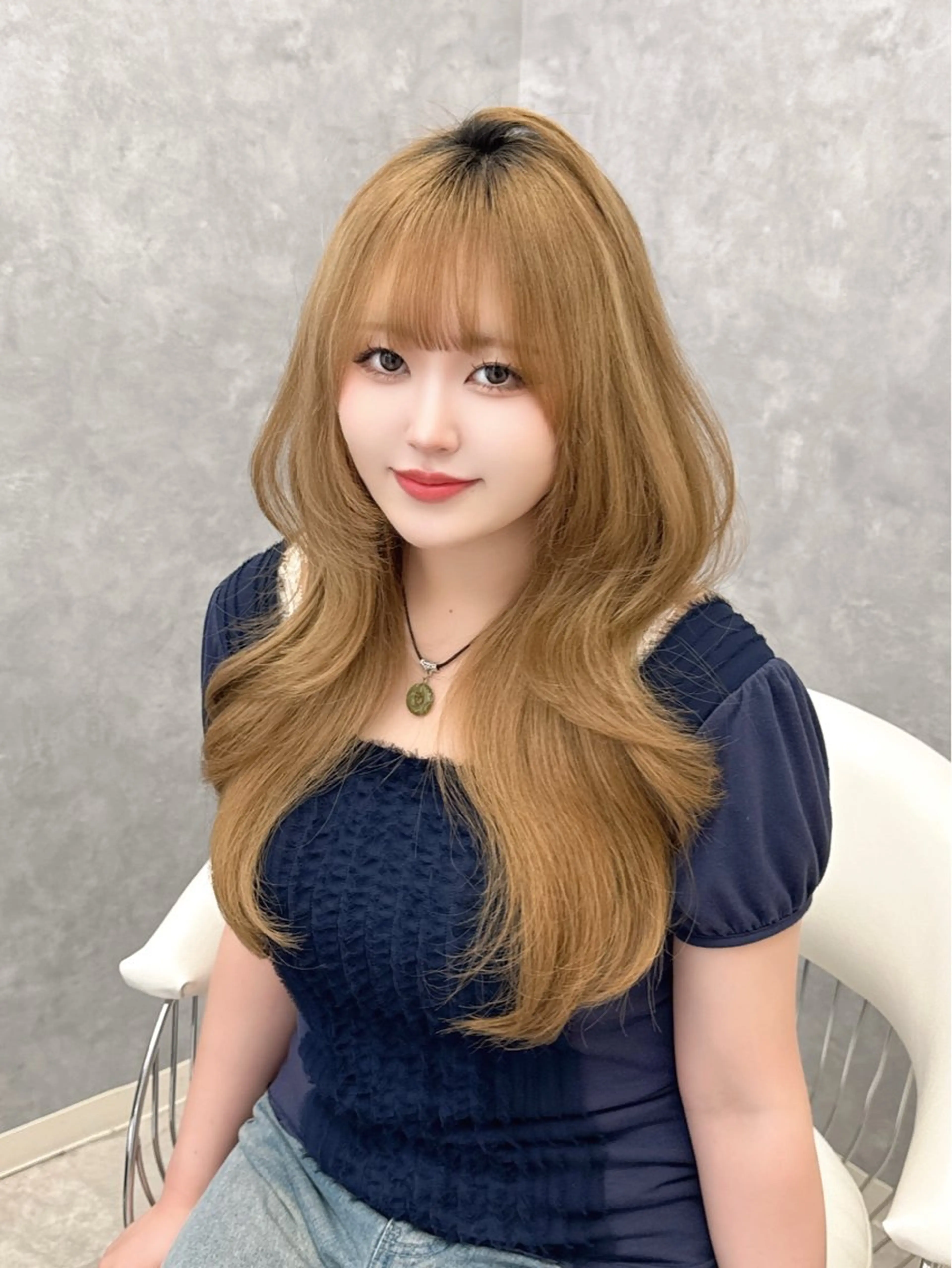 ロング くびれヘア レイヤーカット 古川 美羽のヘアスタイル