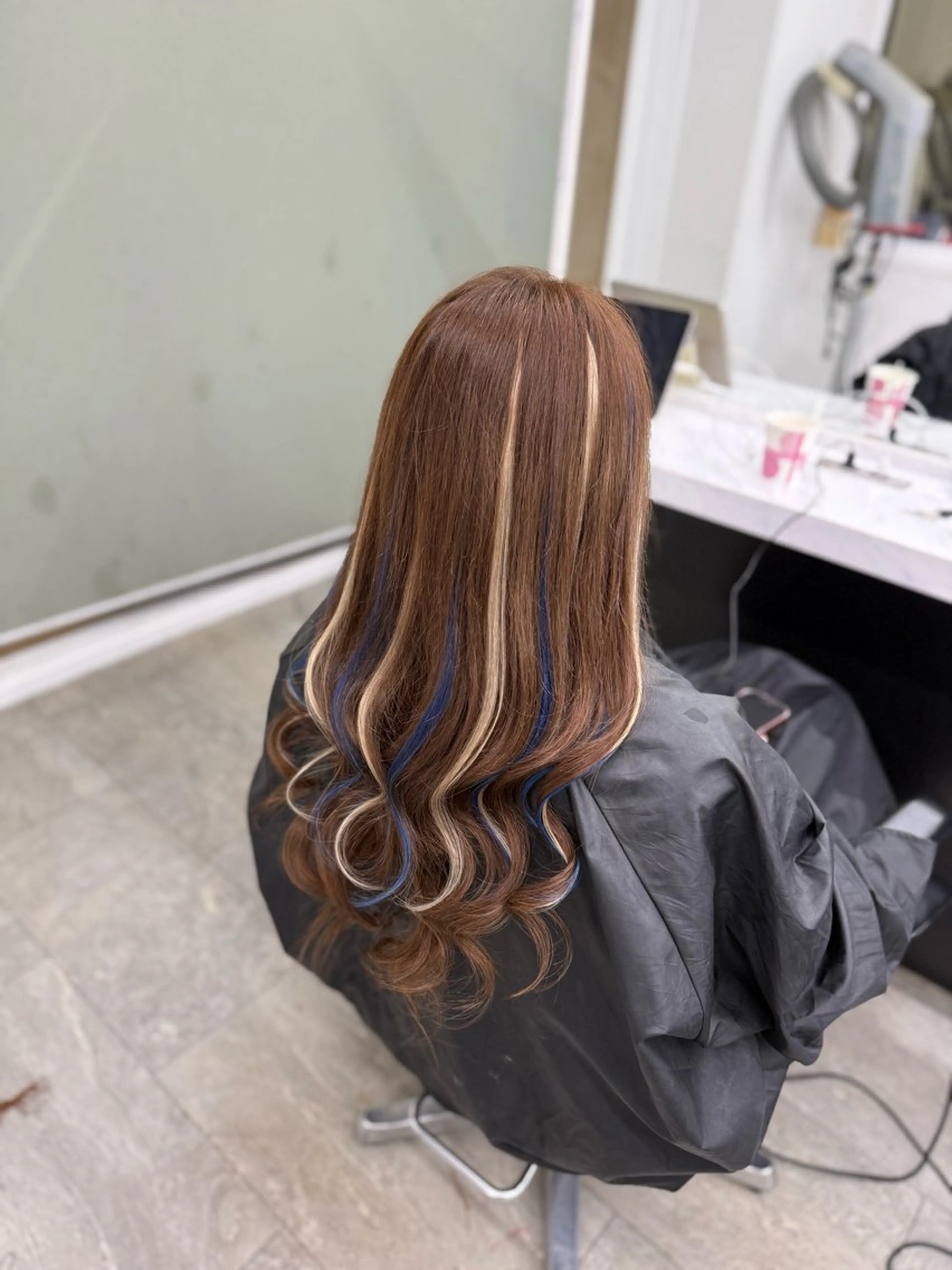 ロング カラー ヘアカラー エクステ MOMOKA🍑プル エクステ・ハイトーンのヘアスタイル