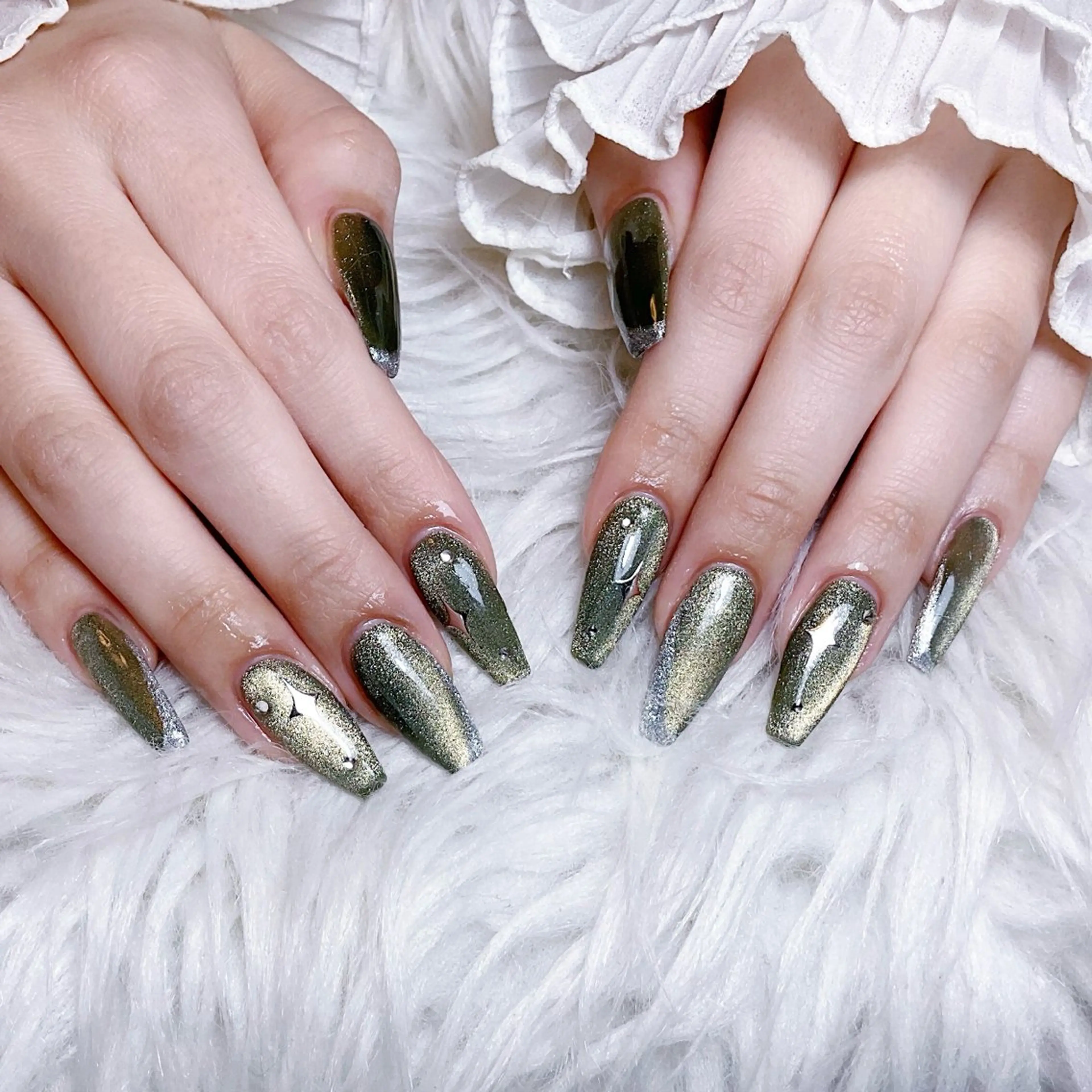 ネイル ハンドネイル 🍭Yun nail hyejin🌸のネイルデザイン