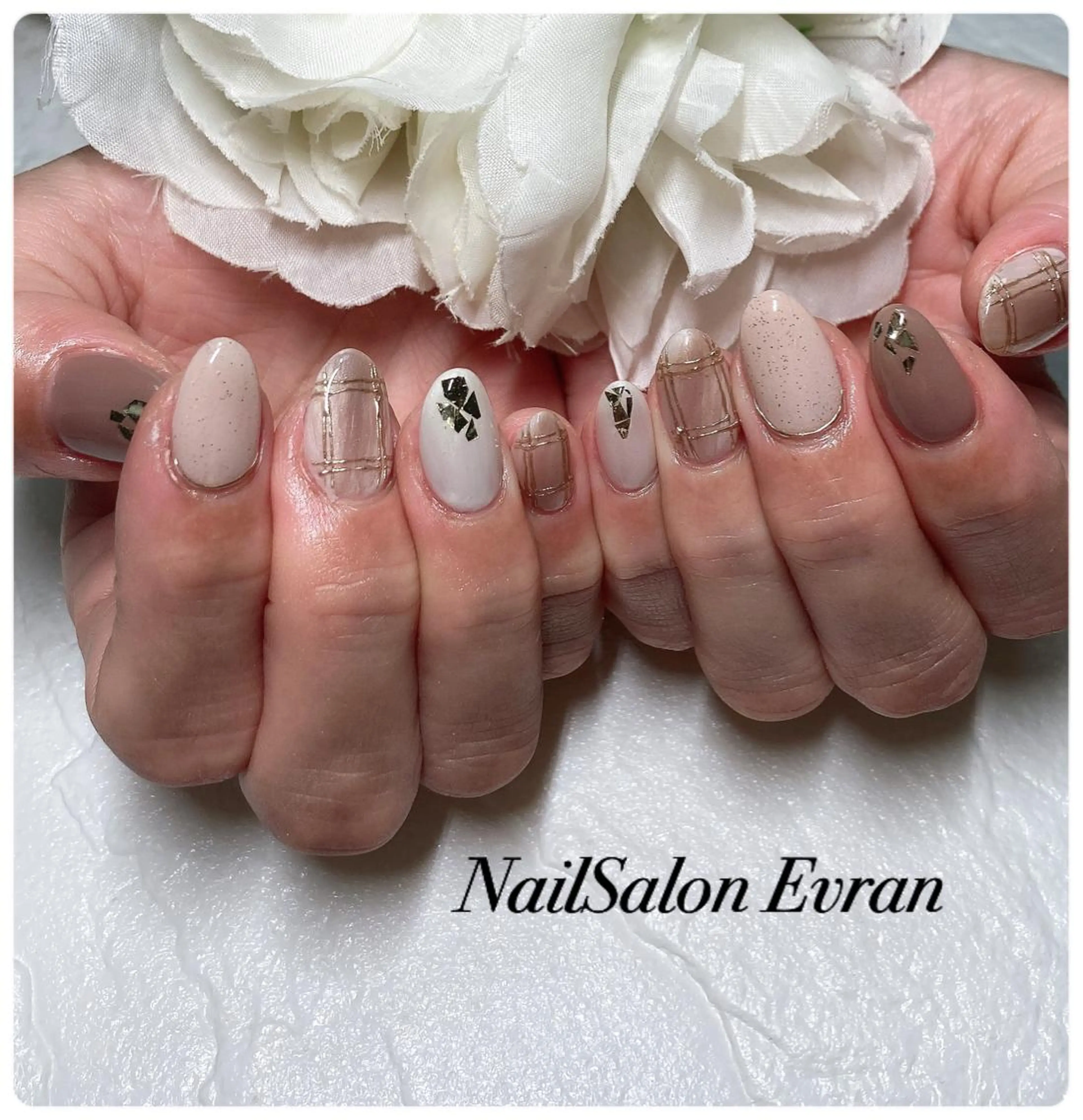 ネイル ニュアンスネイル ハンドネイル Nail salon Evranのネイルデザイン