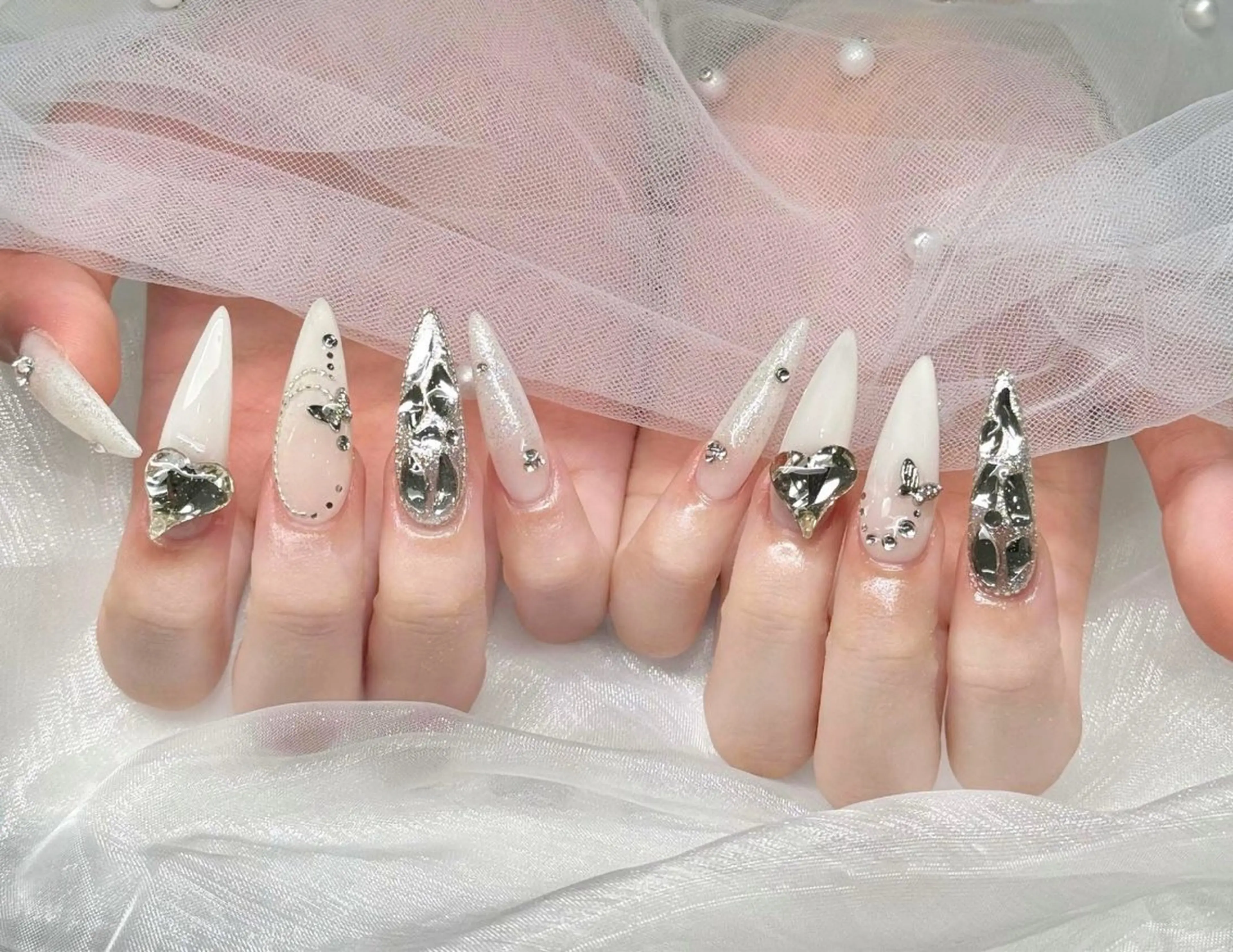 ネイル オーロラネイル ブルー チークネイル フットネイル フレンチネイル ハンドネイル REI レイのネイルデザイン