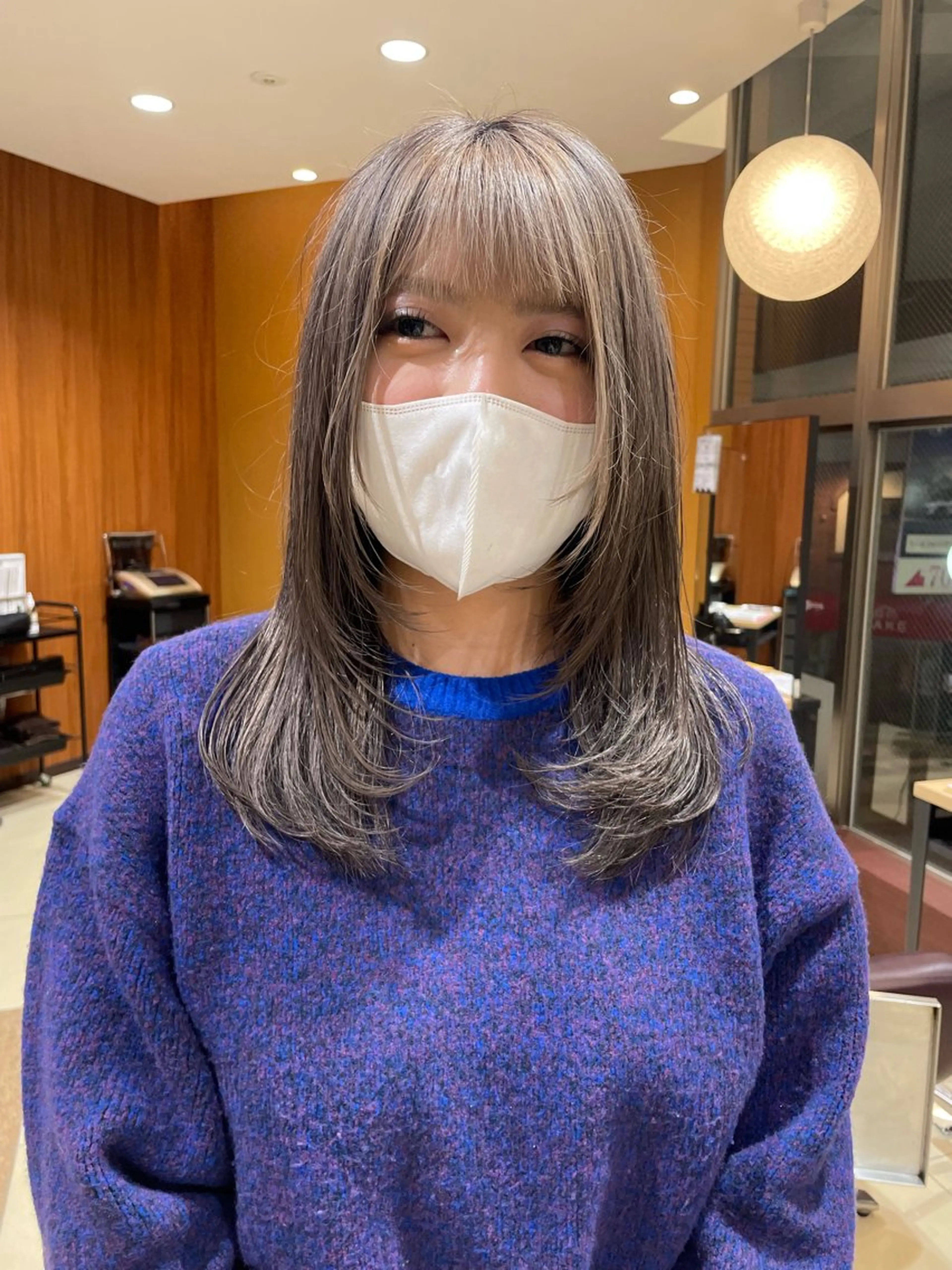 セミロング レイヤーカット 山口 夏季のヘアスタイル