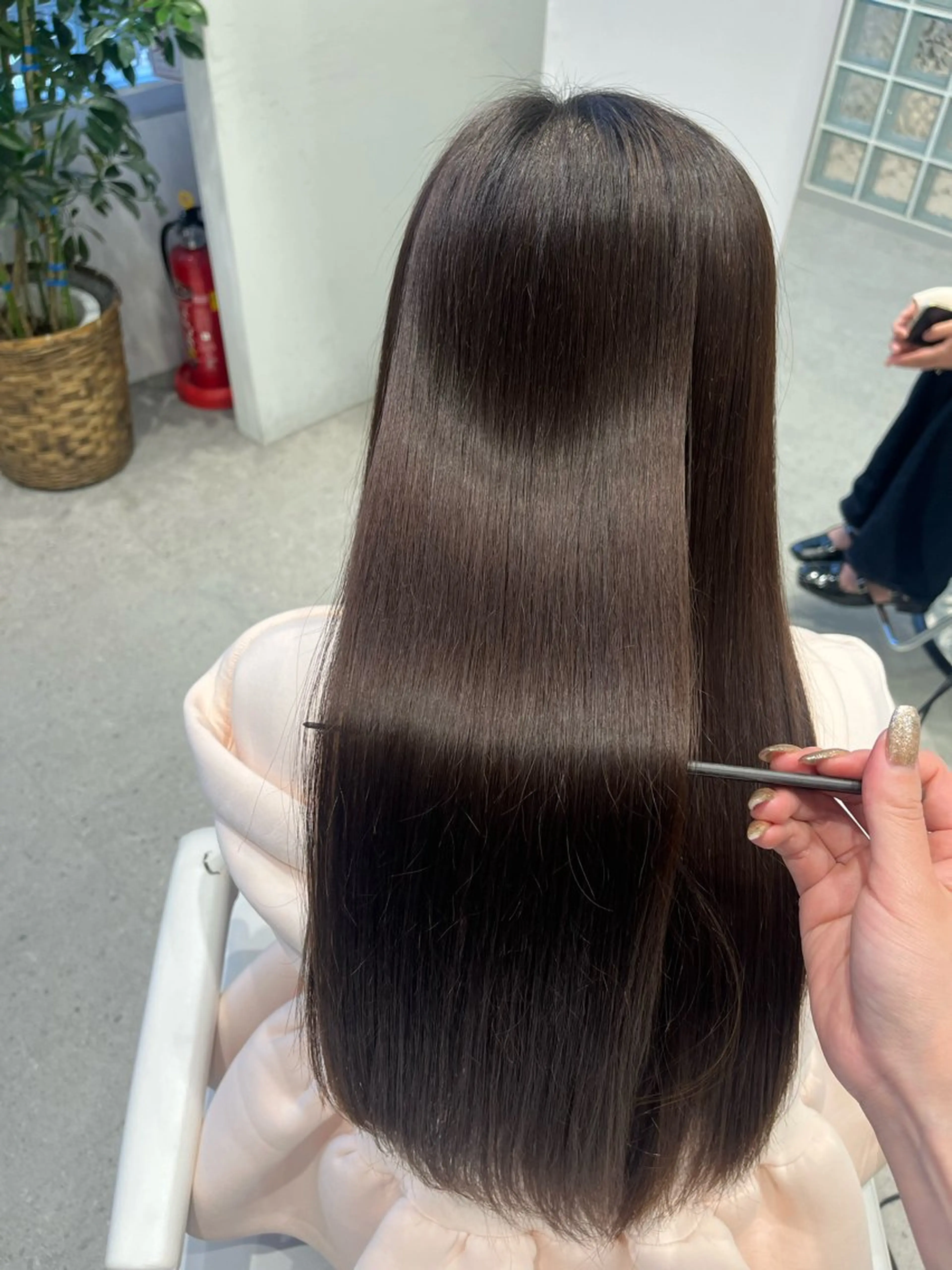 ロング ヘアカラー はなか🌷カラー モデル募集中✂️のヘアスタイル