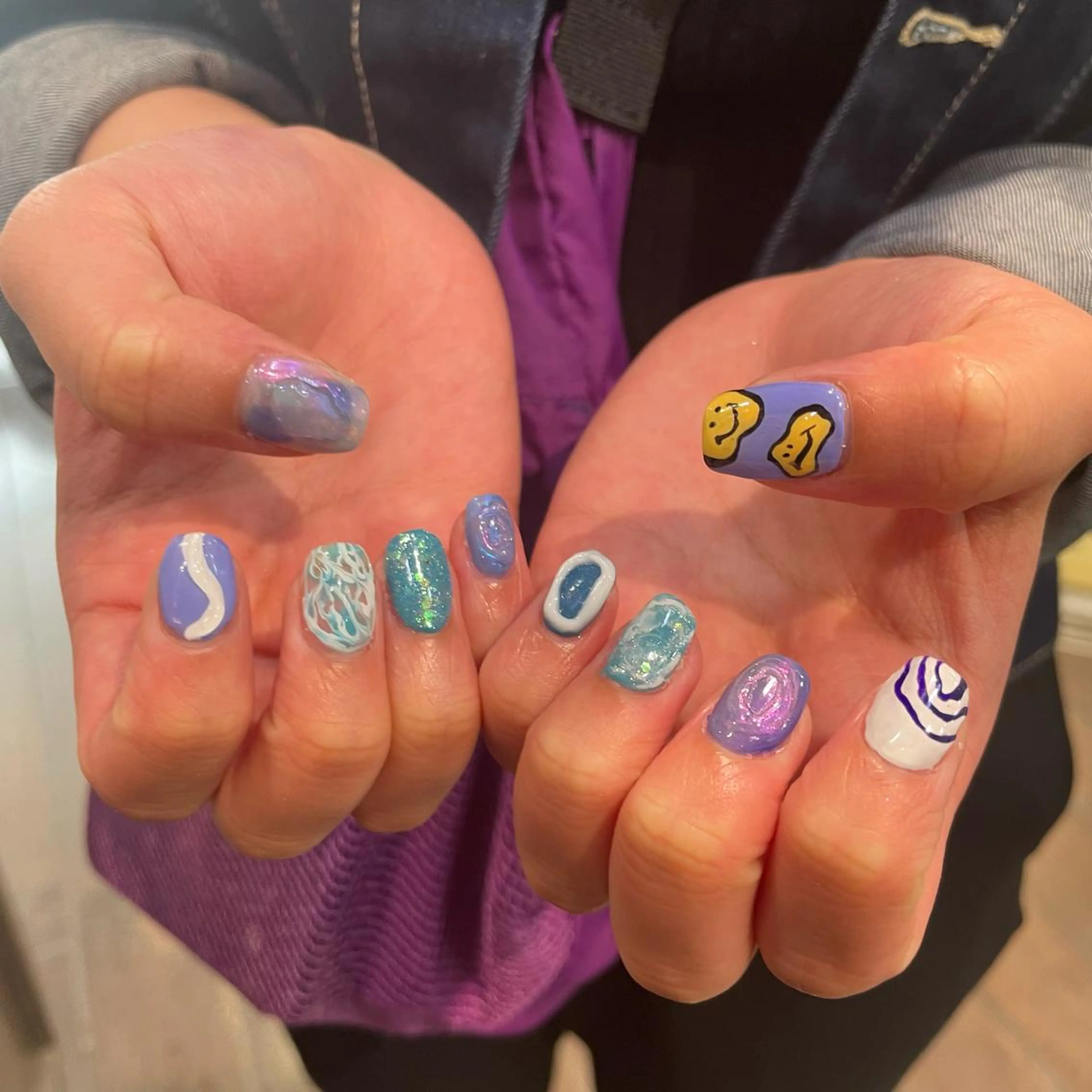 ネイル ジェルネイル 個性派ネイル 🌼 ハルカ ♡の眉毛・アイブロウイメージ