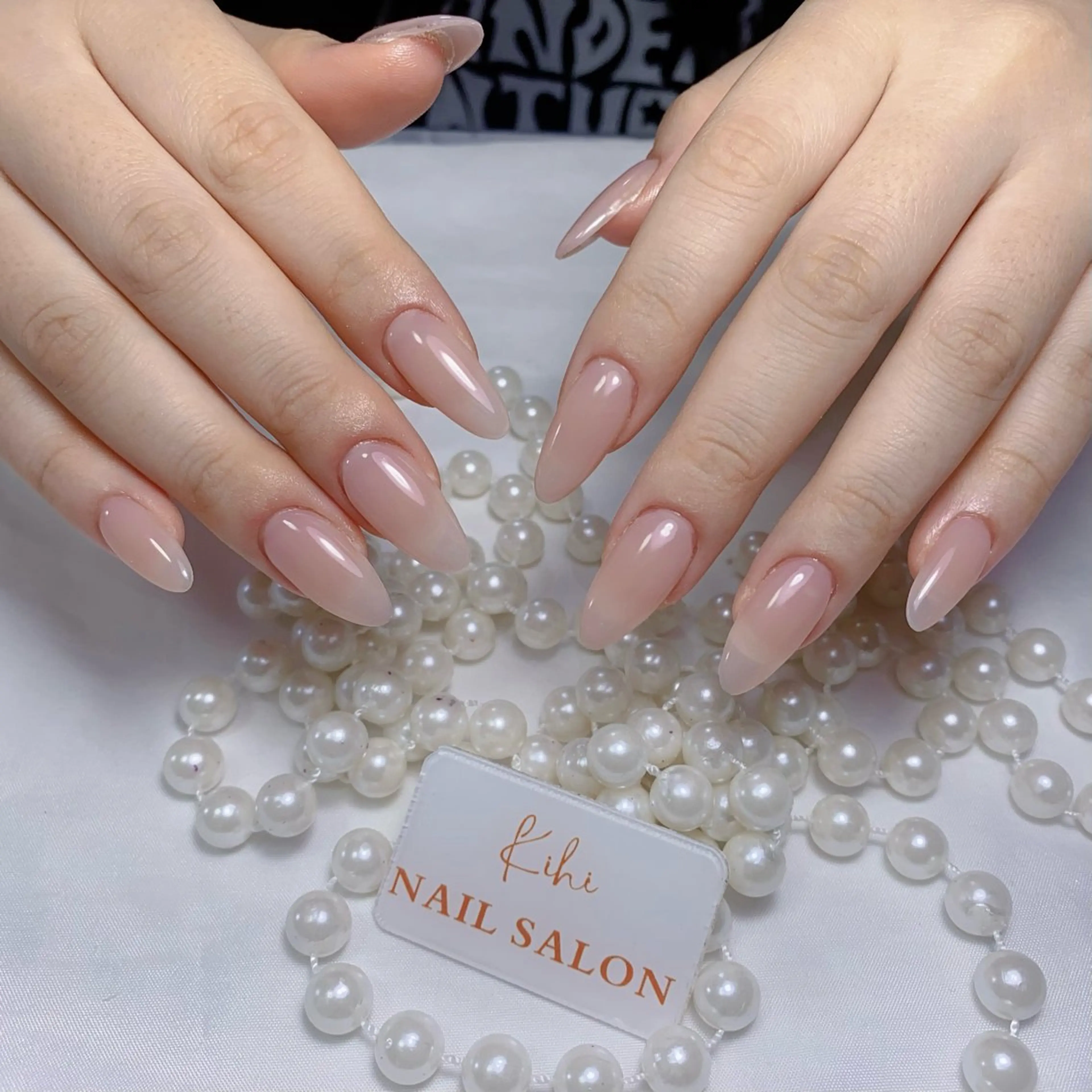 ネイル アートネイル フレンチネイル ジェルネイル グラデーション 韓国ネイル ハンドネイル ハンドケア さくら💮💮 【オフ無料】のネイルデザイン