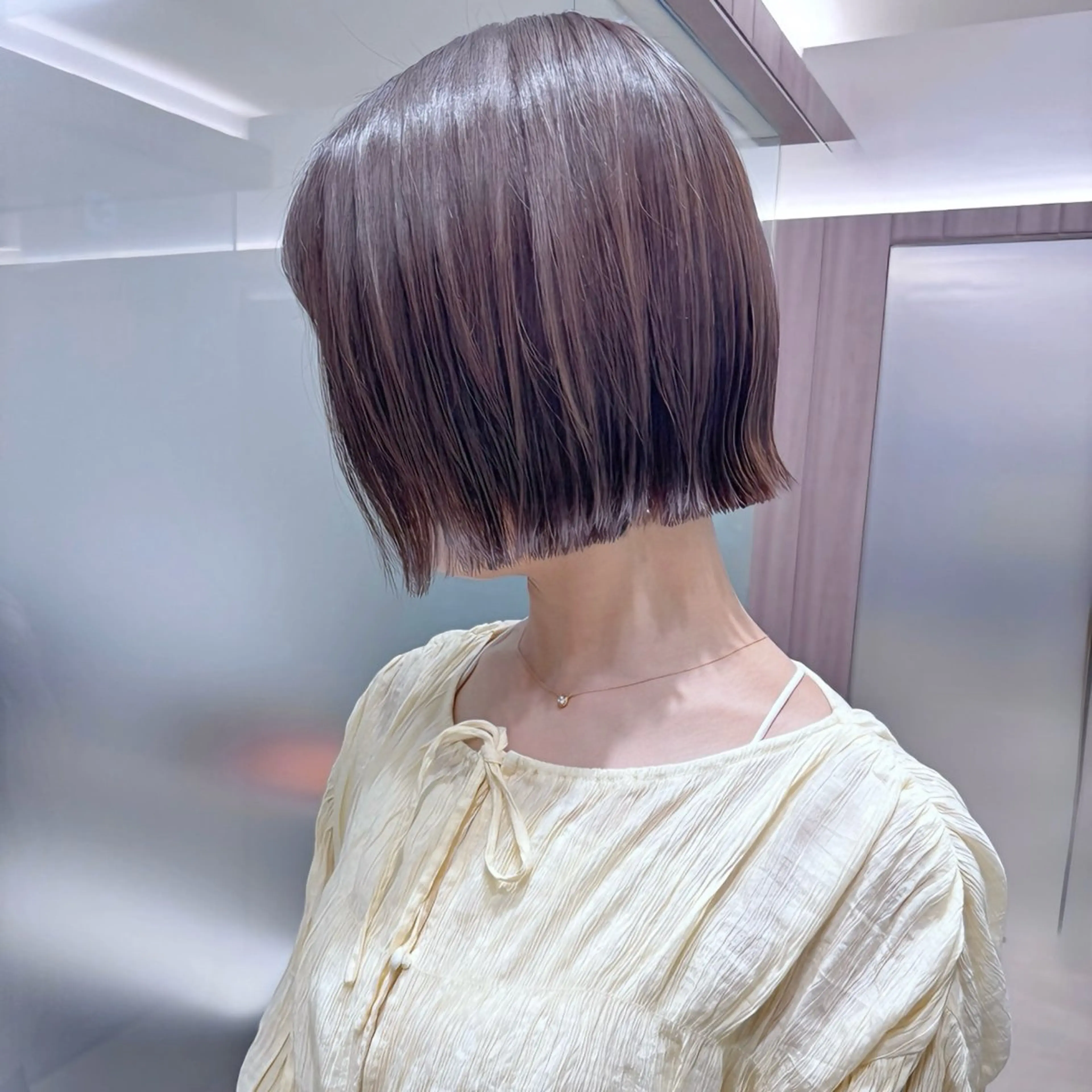 ショート カラー カット ヘアカラー トリートメント 癖毛救済✂️ボブ /髪質改善ストレートのヘアスタイル