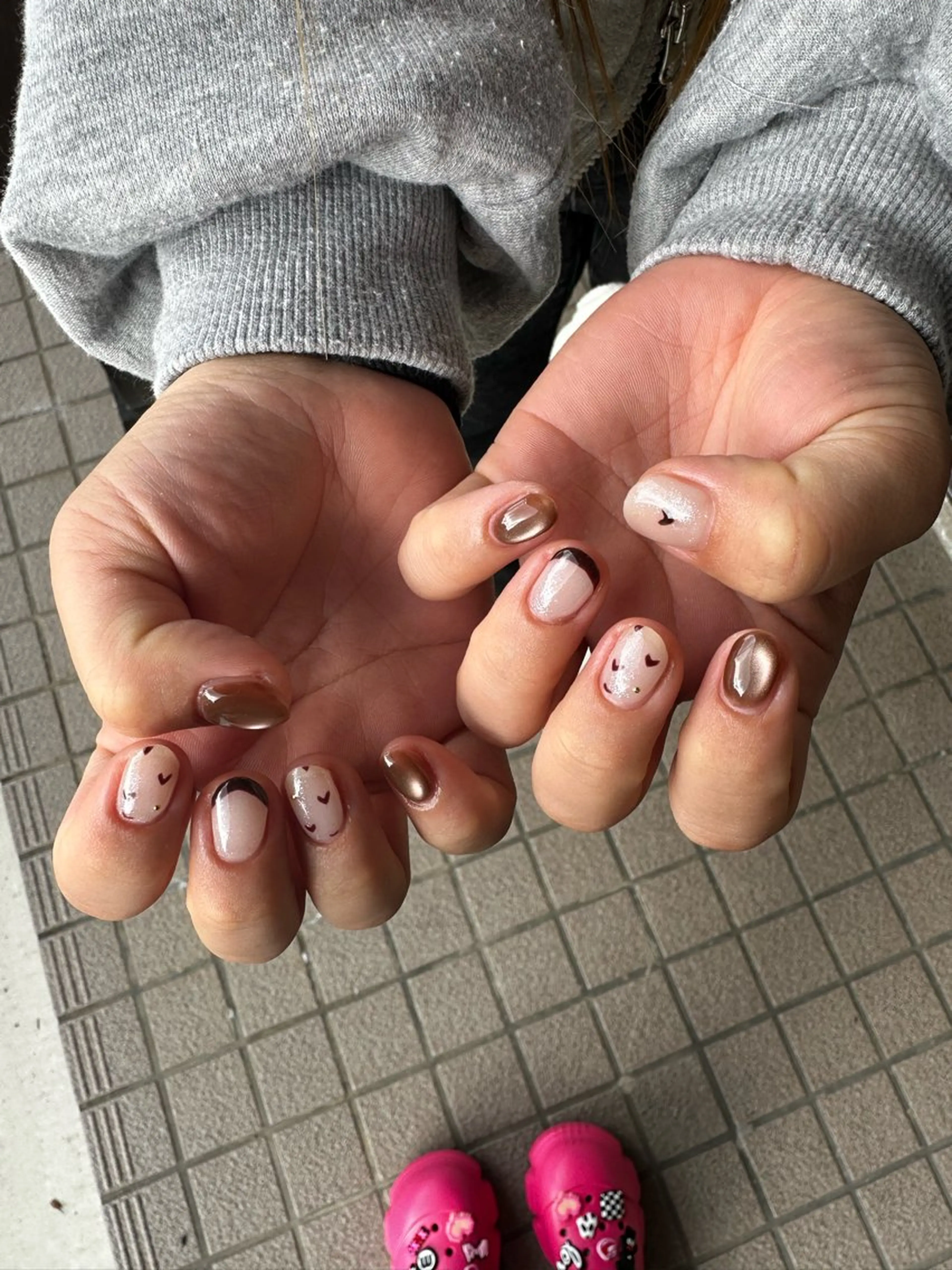 ネイル ハート ハンドネイル Sawa ︎︎𓂃⟡.·のネイルデザイン