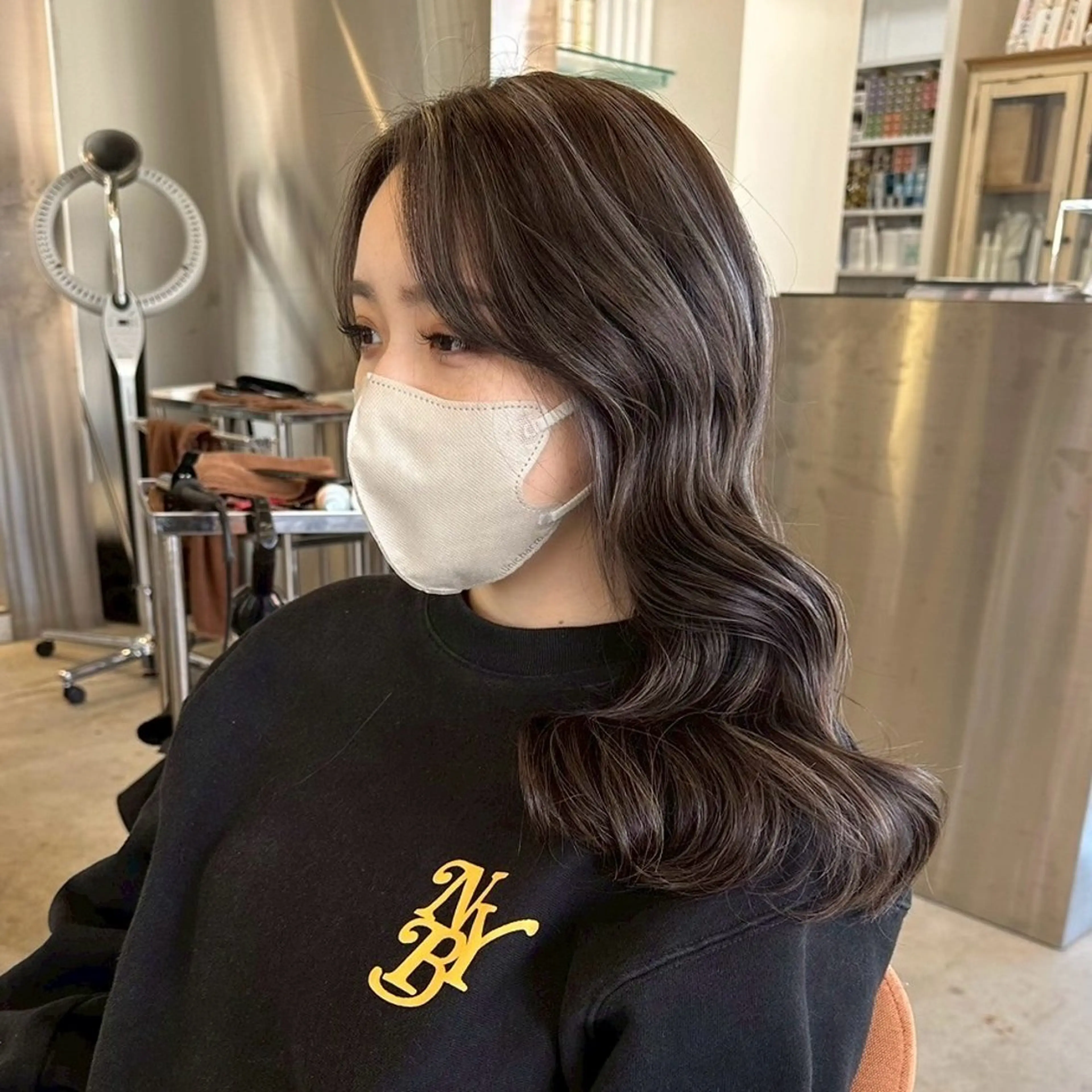 ミディアム カラー LOMARLIE YUSUKE🫧のヘアスタイル