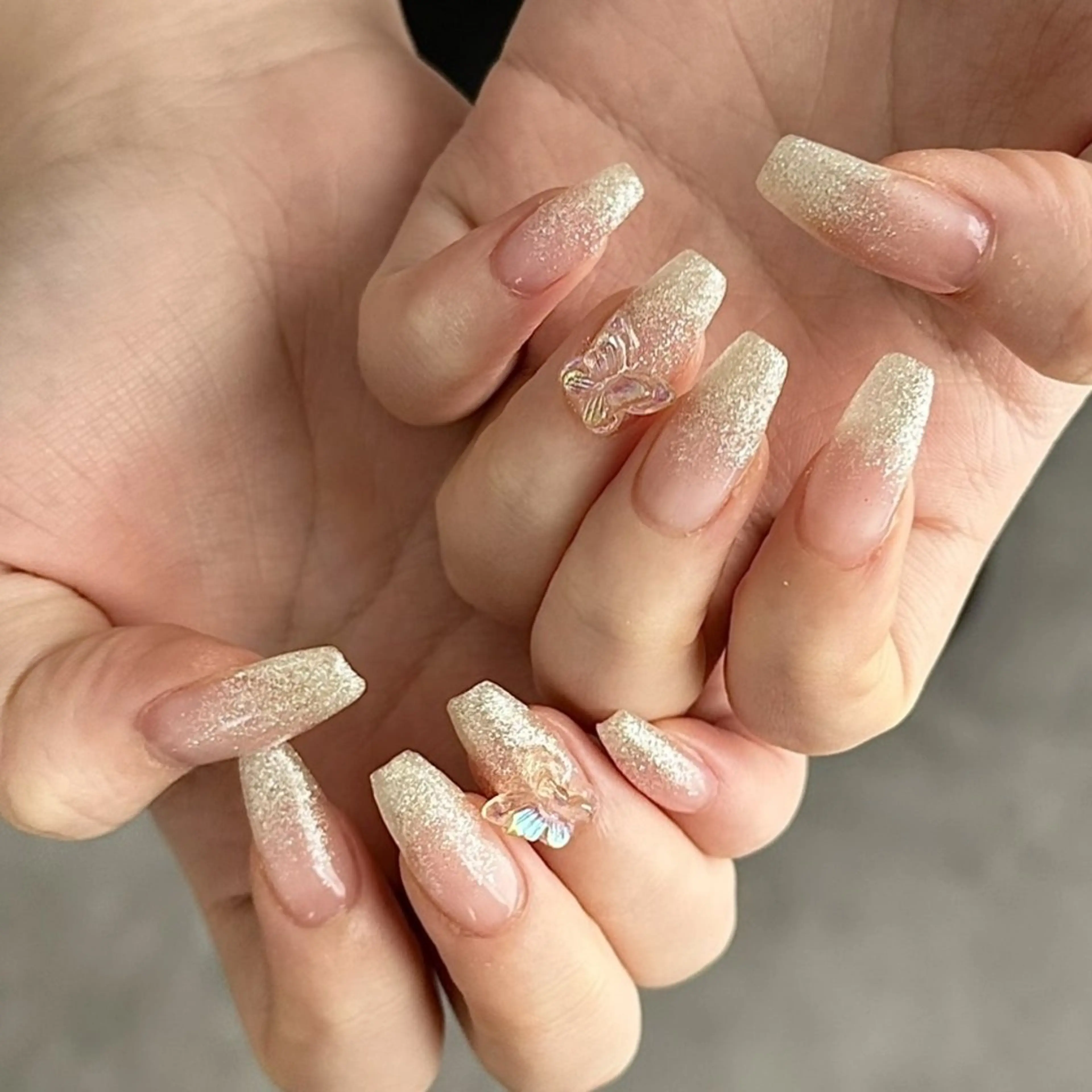 ネイル グラデーション ラメ(グリッター) ラメグラデーション ハンドネイル Jadenail  kokoroのネイルデザイン