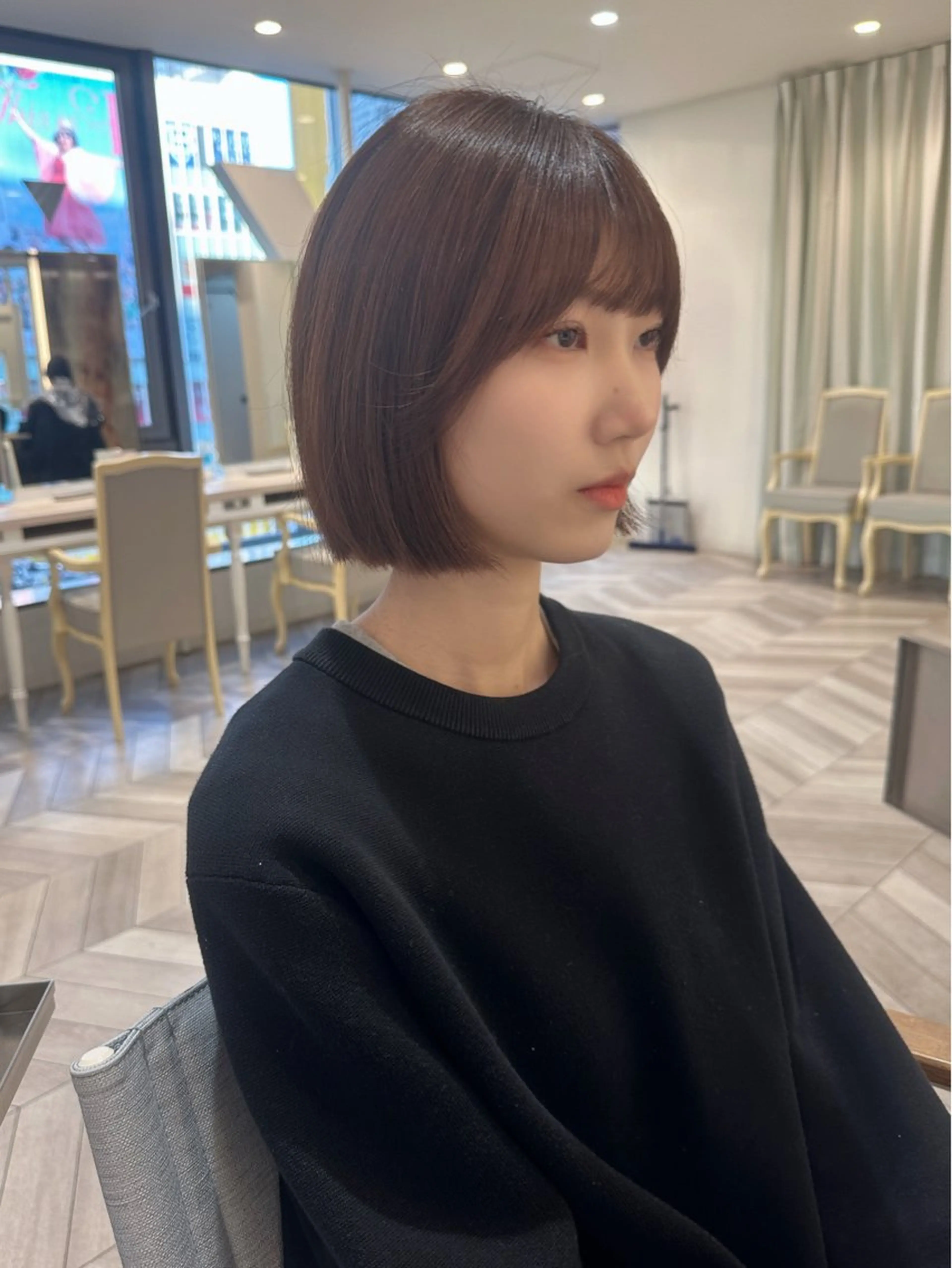 ショート ボブ 小顔レイヤー/ ベージュ🤍Rieのヘアスタイル