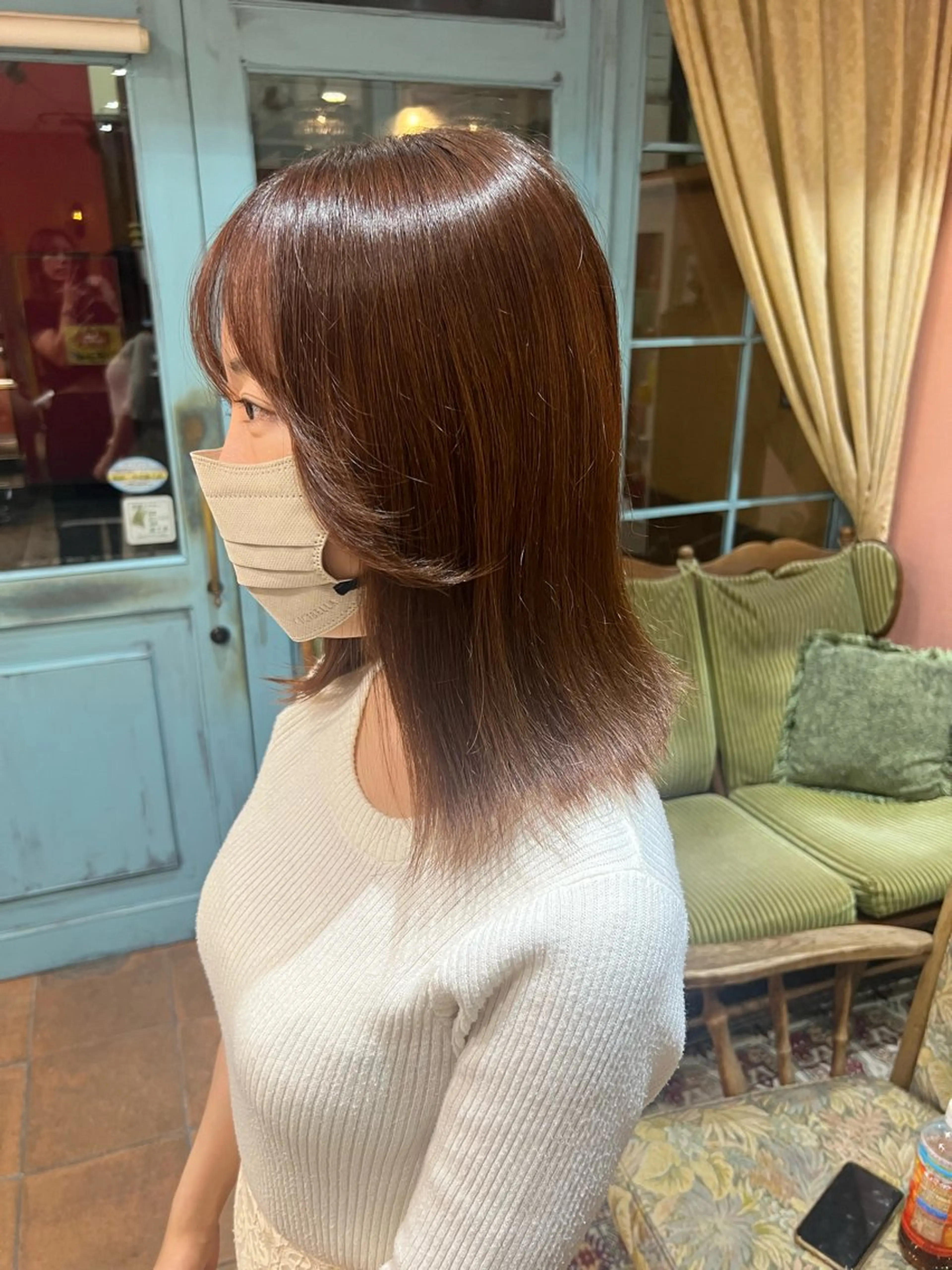 ミディアム ヘアアレンジ 顔周りカット レイヤーカット ワンホンレイヤー PON　ハイトーン ショートカット心斎橋のヘアスタイル