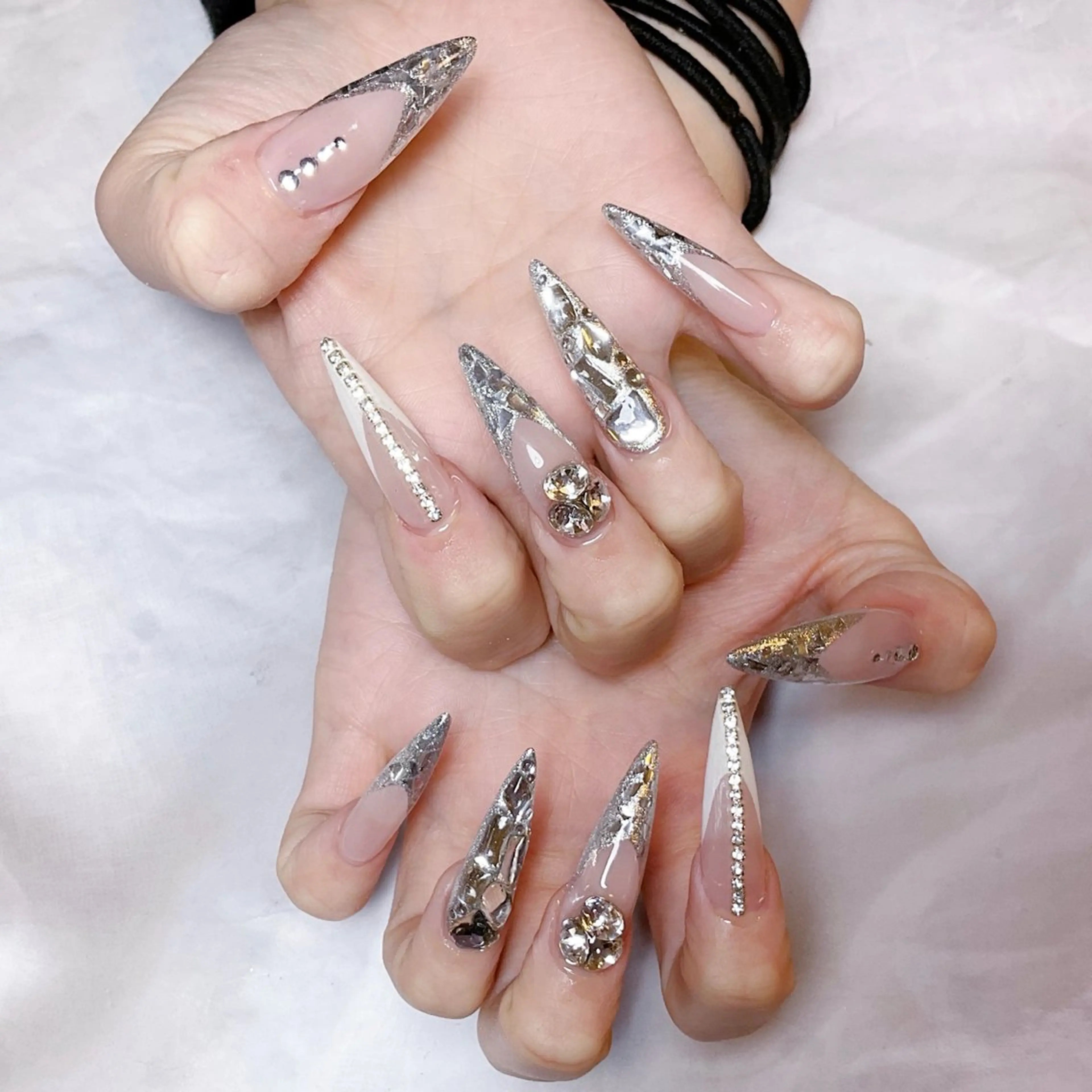 ネイル ハンドネイル 🌈Yun nail hyejin💋のネイルデザイン