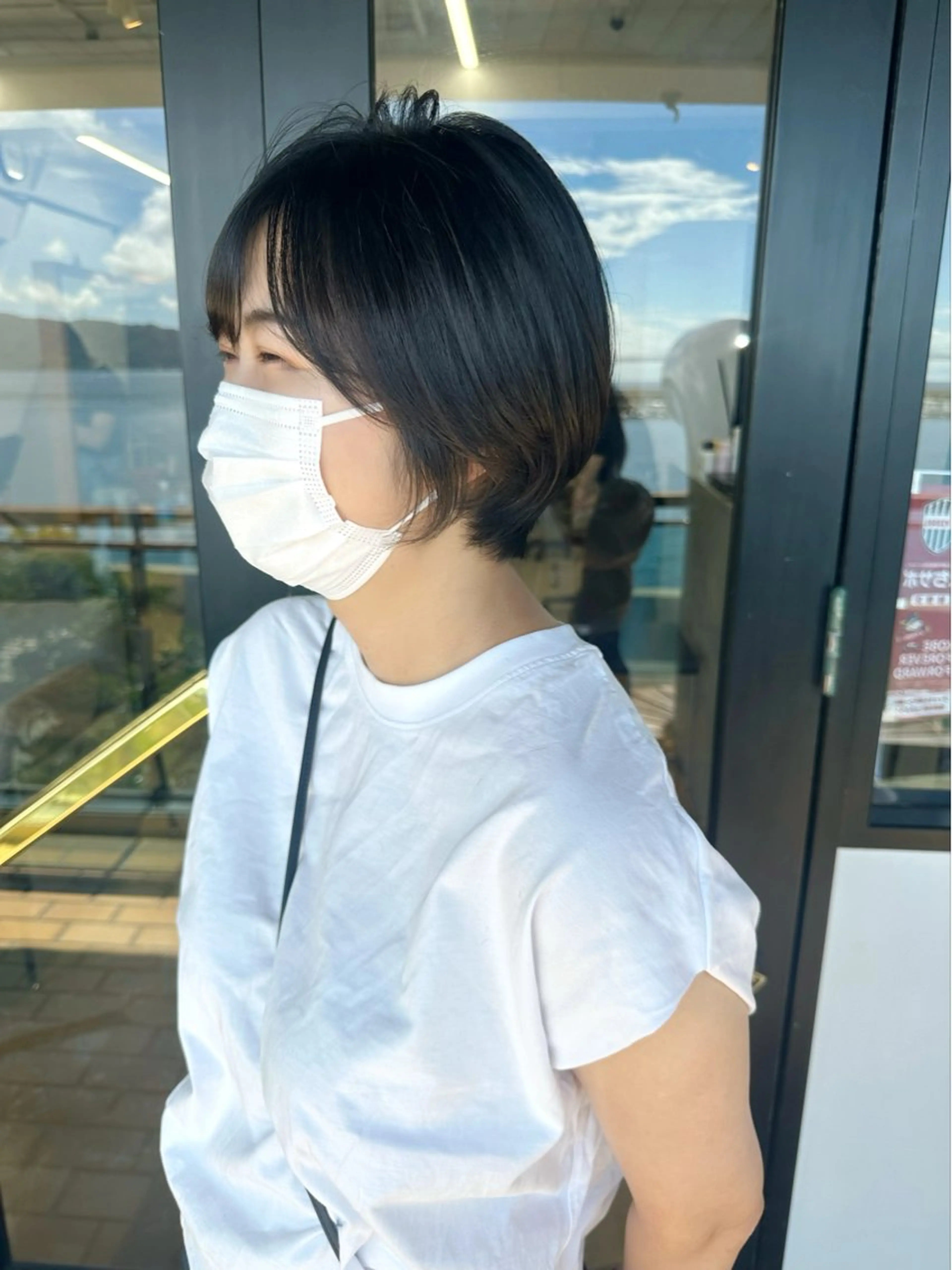 ショート カット 藤本 静香のヘアスタイル