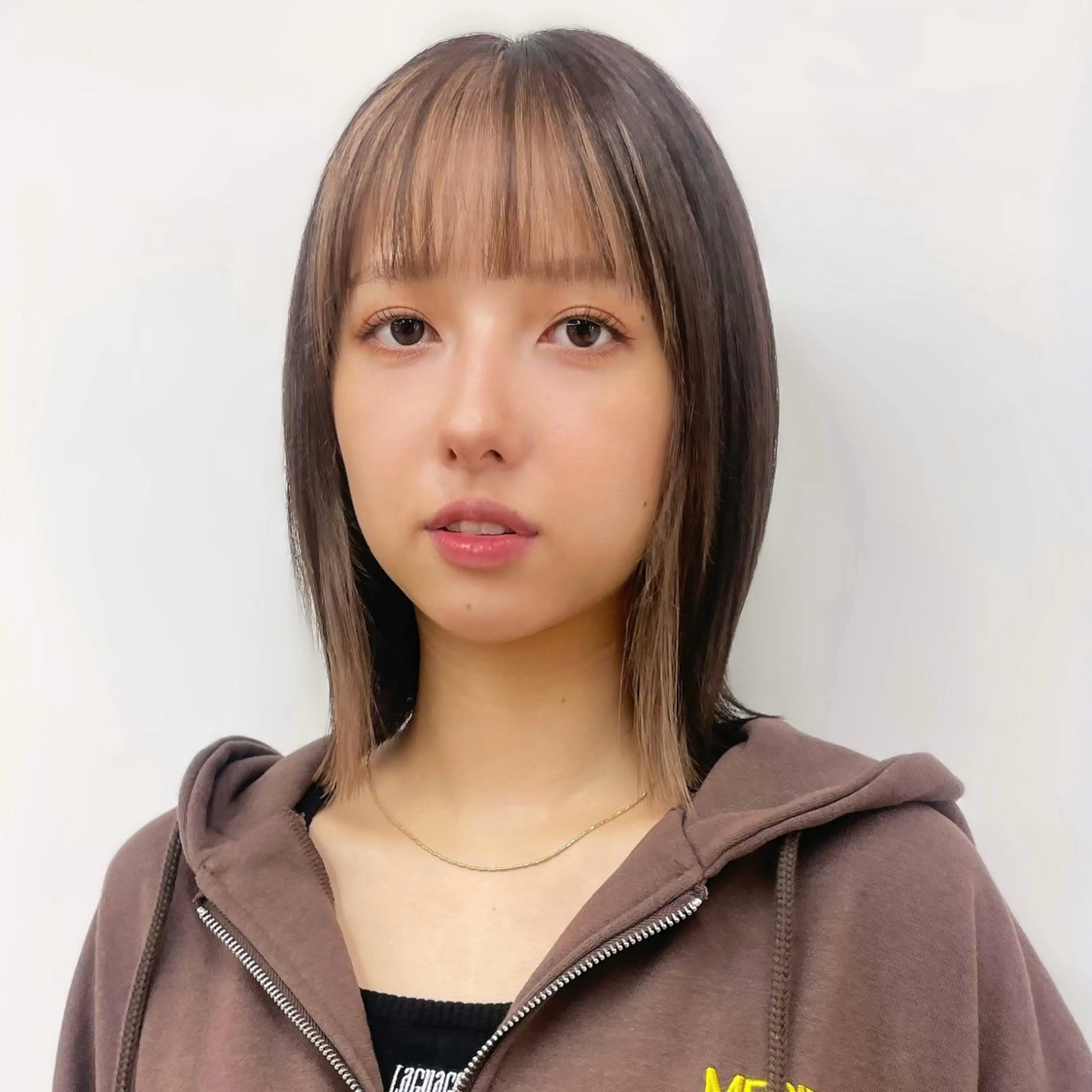 ミディアム Misaki /ボブ/縮毛矯正のヘアスタイル