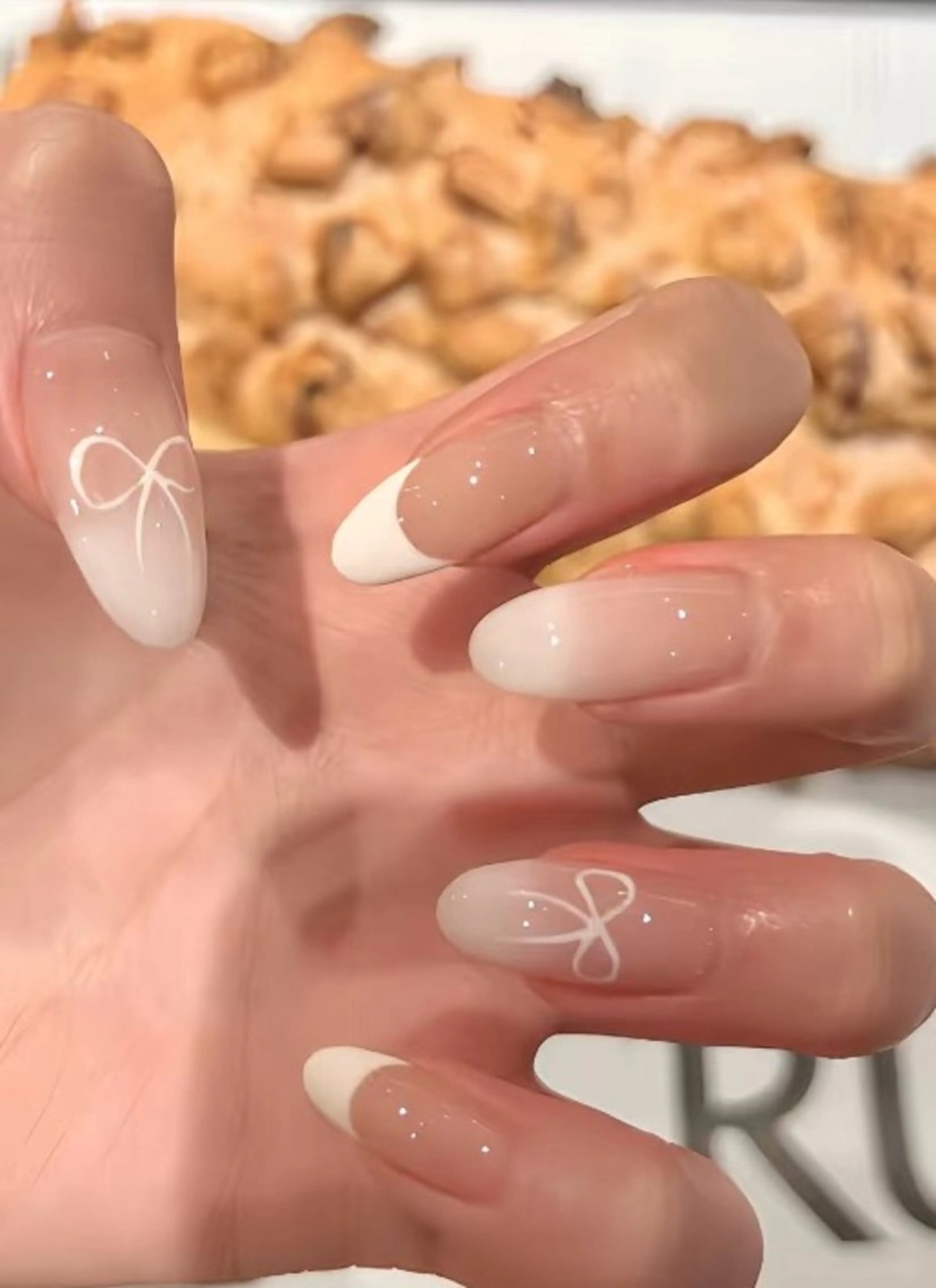 ネイル 高木 維麗絲のネイルデザイン