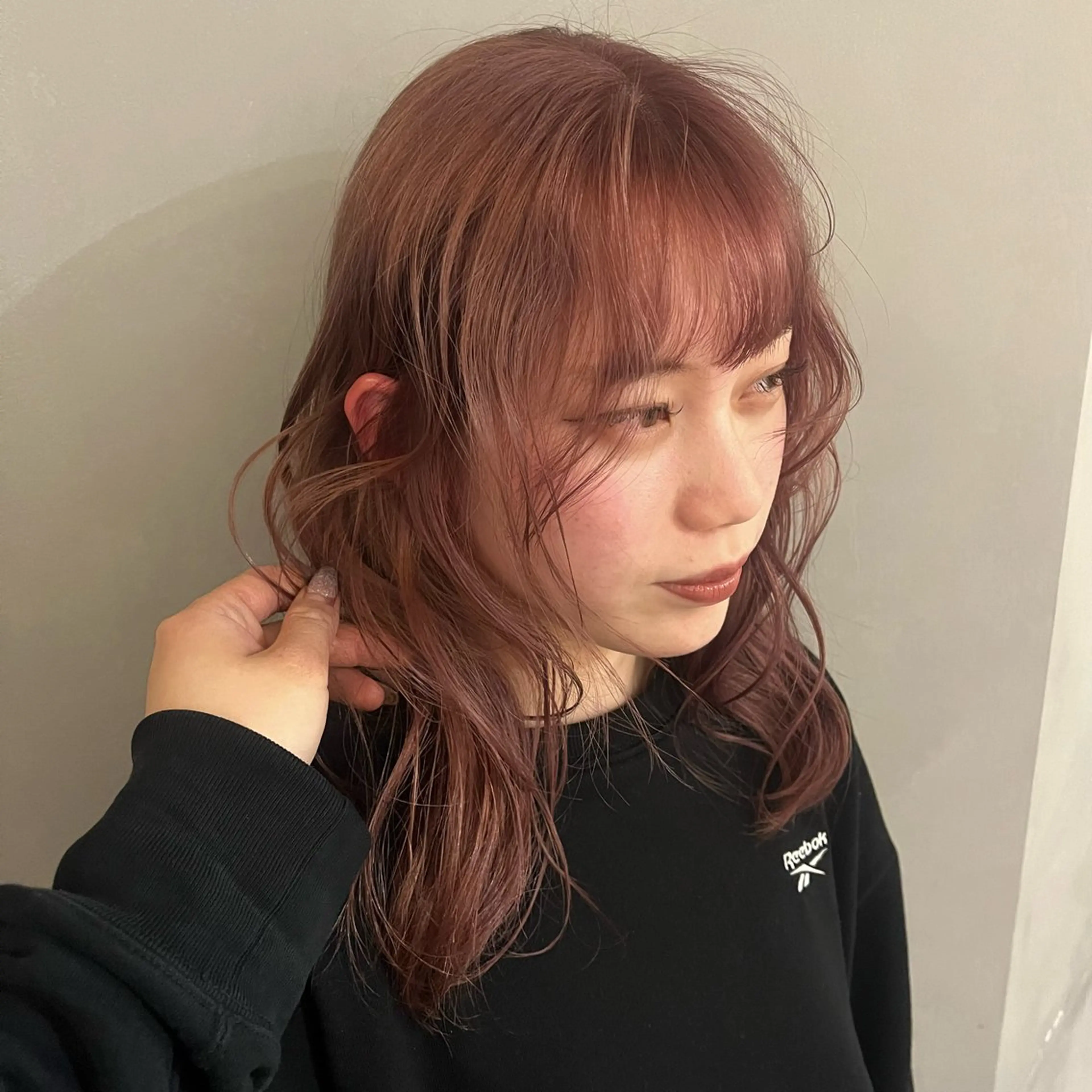 ミディアム カラー ヘアカラー トリートメント 梅田/束感マツエク /ナツノのマツエク・マツパデザイン